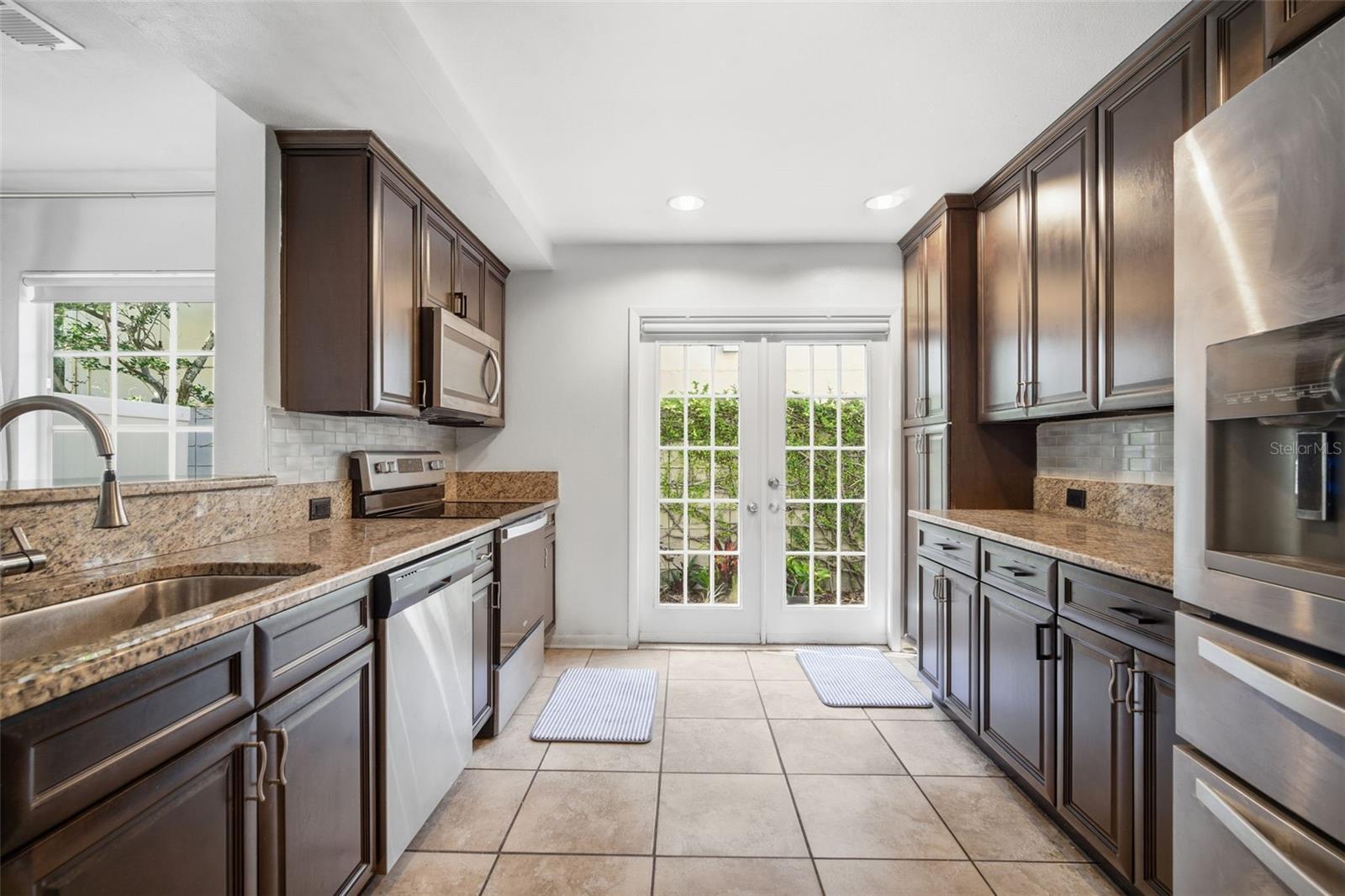 Image 16 of 85 For 4408 Bay To Bay Boulevard