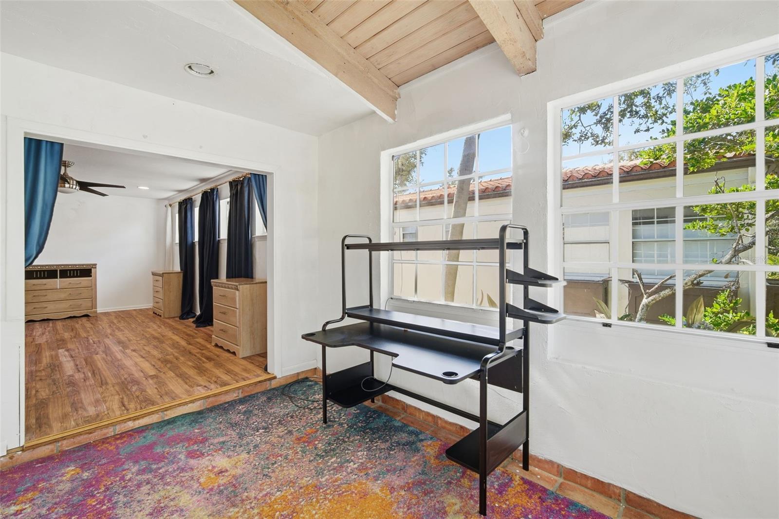 Image 24 of 85 For 4408 Bay To Bay Boulevard