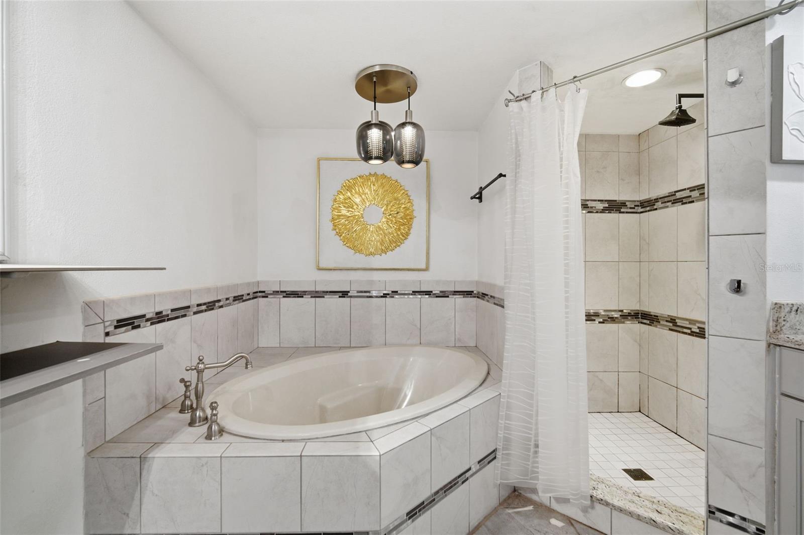 Image 28 of 85 For 4408 Bay To Bay Boulevard