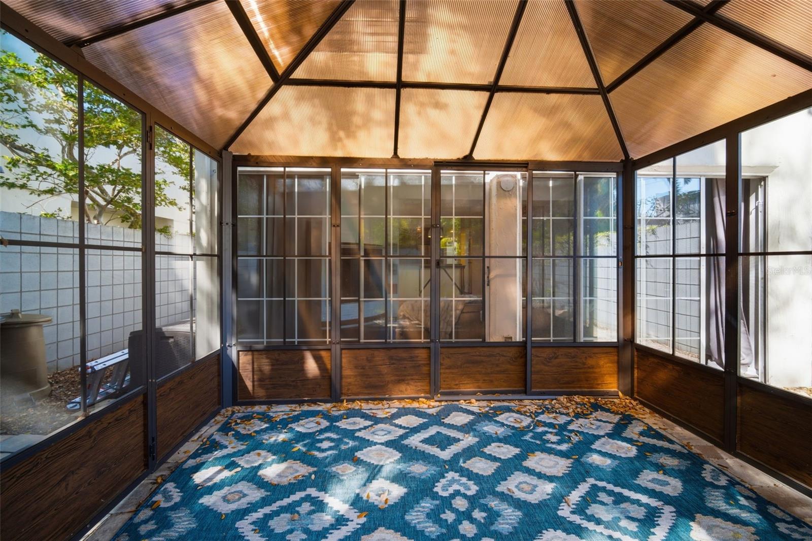 Image 35 of 85 For 4408 Bay To Bay Boulevard