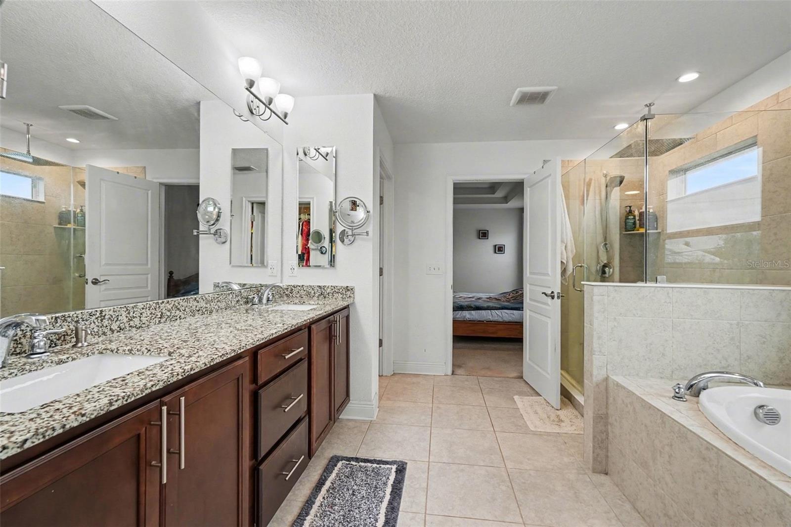 Image 18 of 39 For 1903 State Street