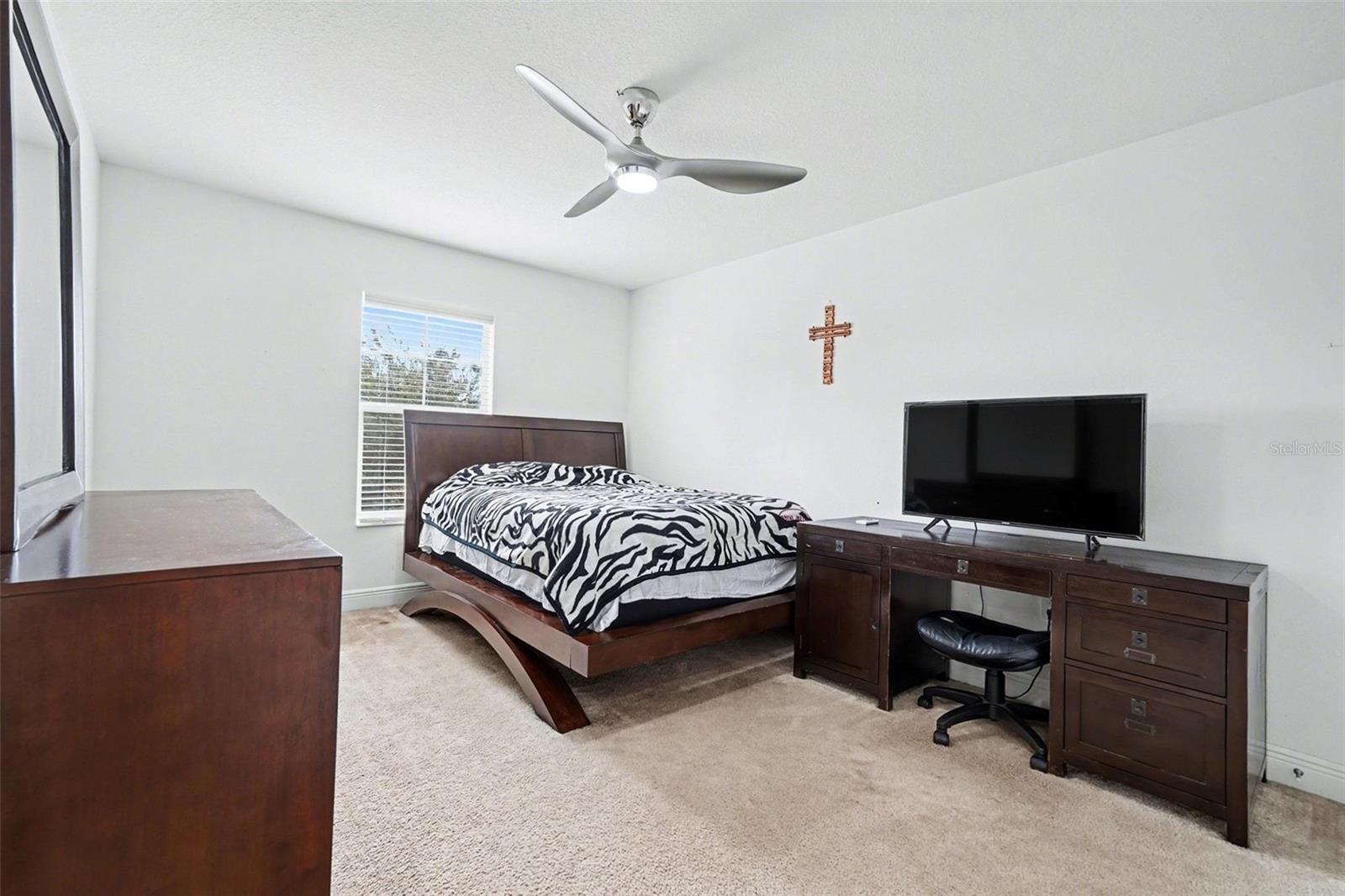 Image 26 of 39 For 1903 State Street