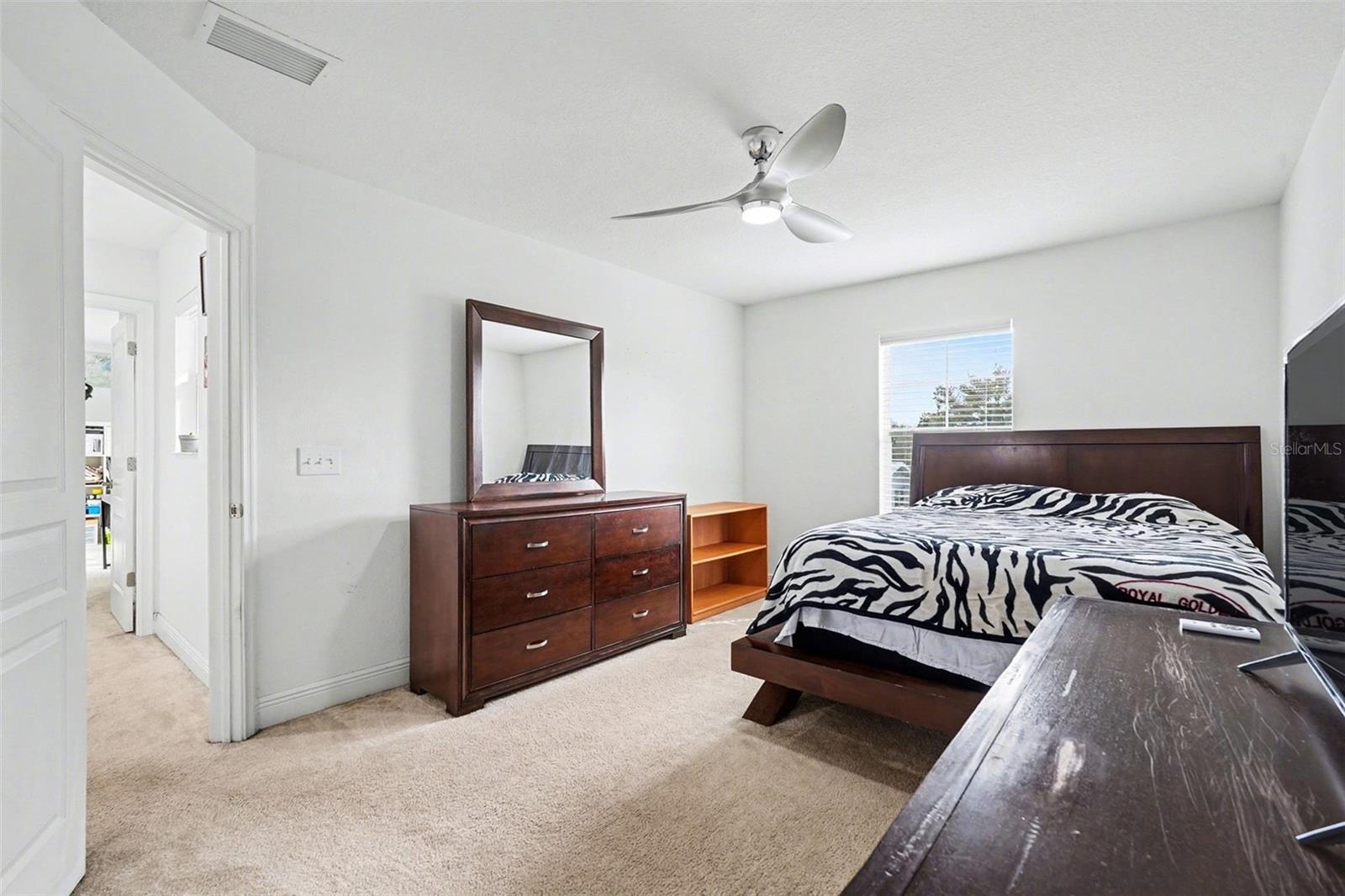 Image 27 of 39 For 1903 State Street