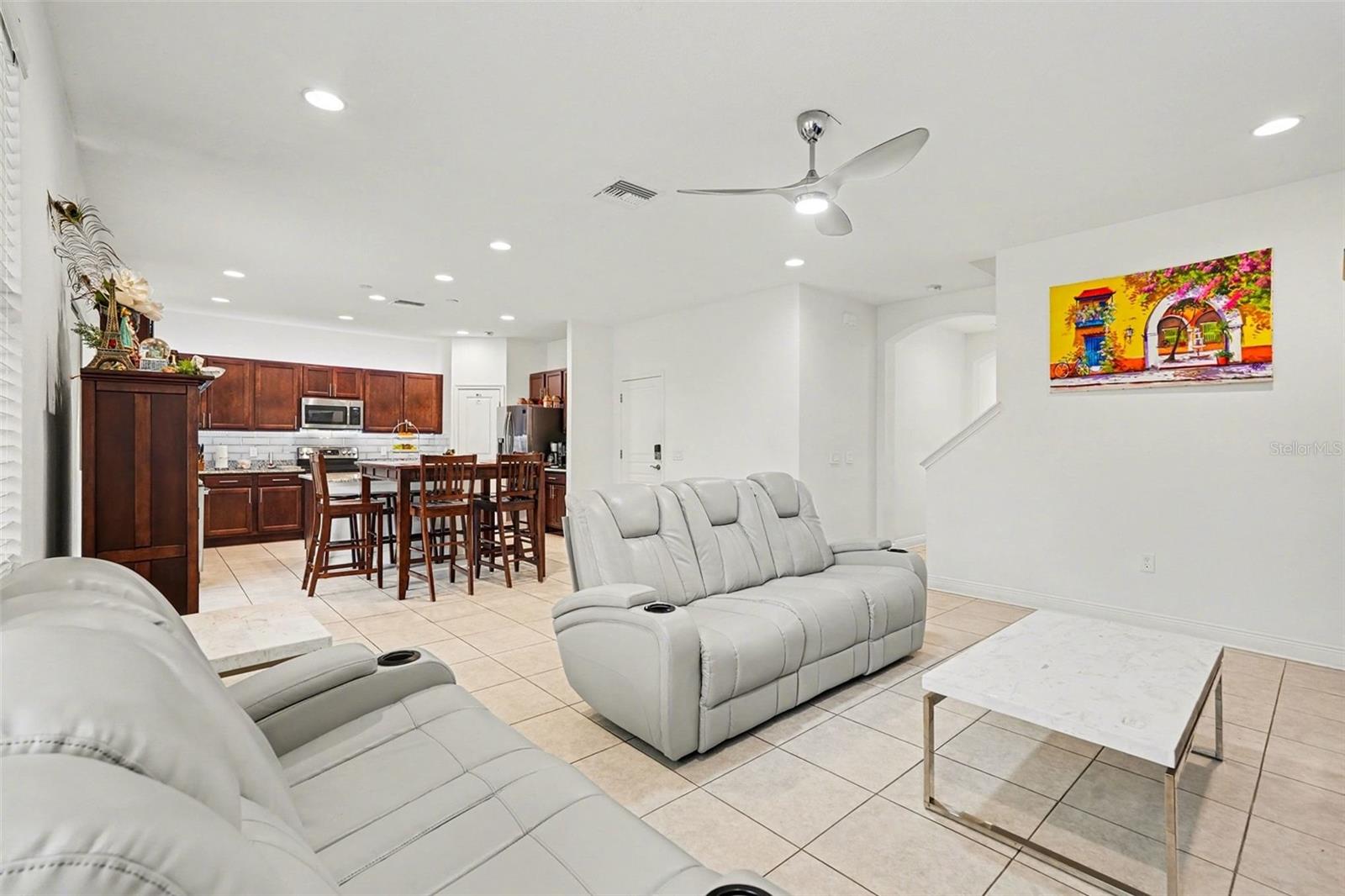 Image 5 of 39 For 1903 State Street