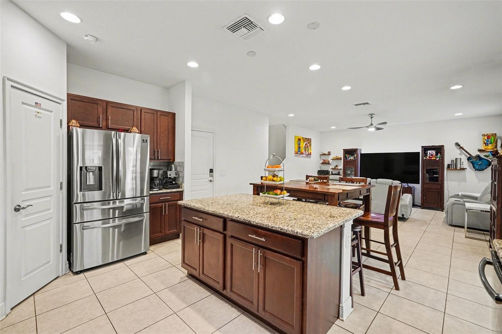 Image 9 of 39 For 1903 State Street