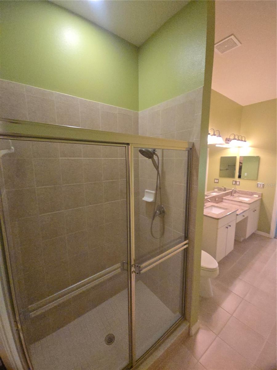 Image 17 of 23 For 7637 Wimpole Drive