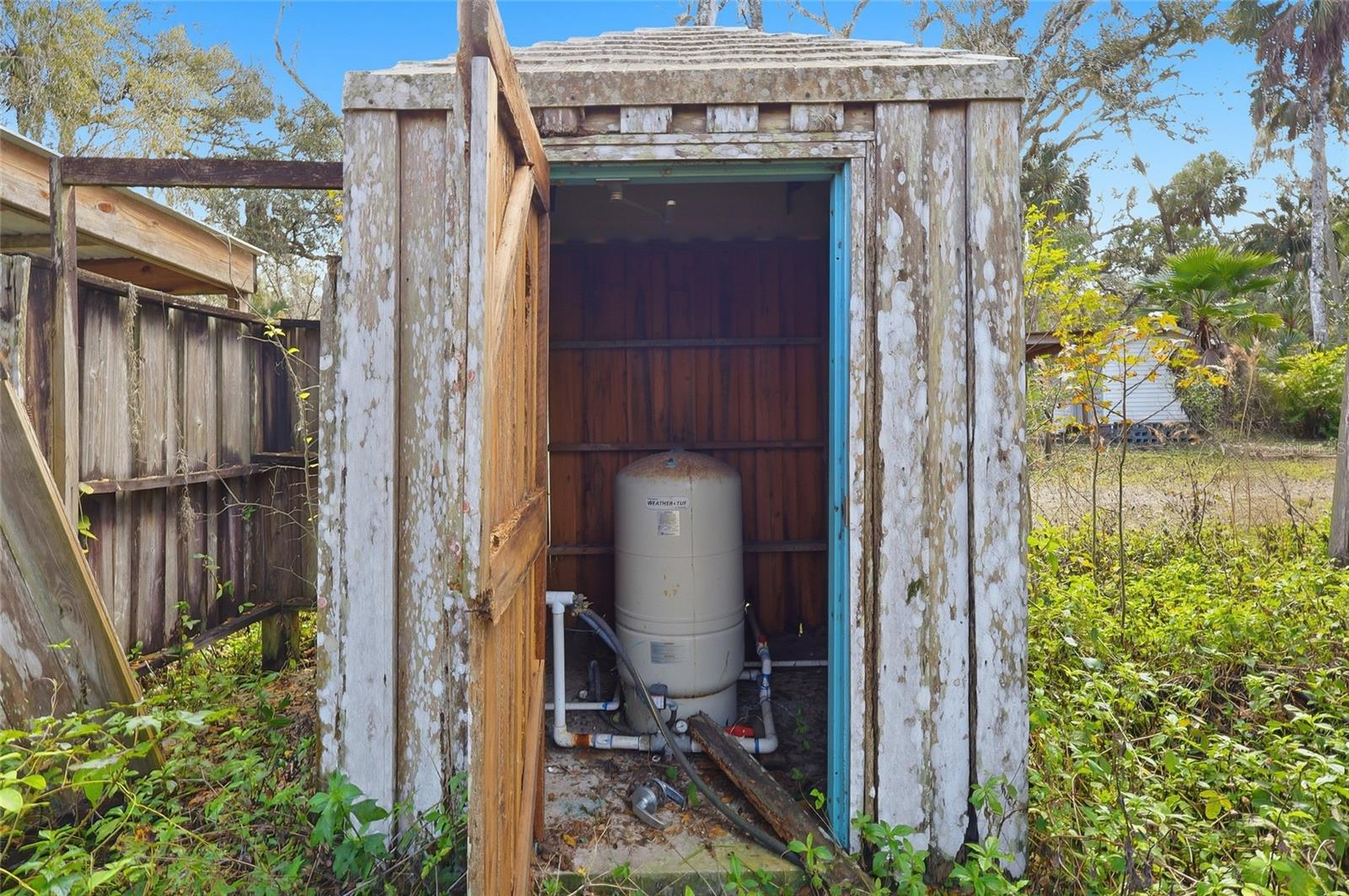 Image 3 of 12 For Higginson Road