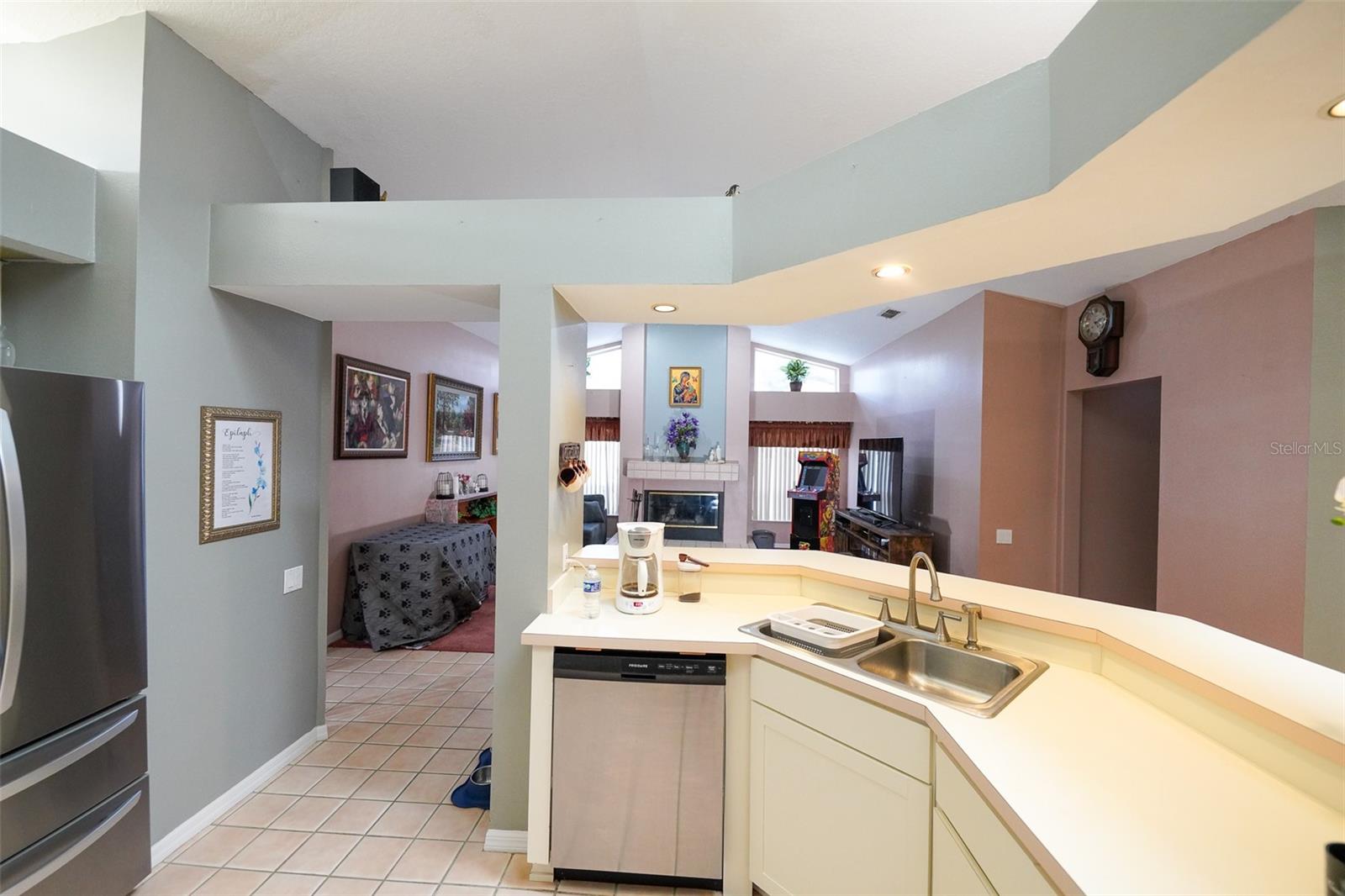 Image 10 of 32 For 7340 Flyway Drive