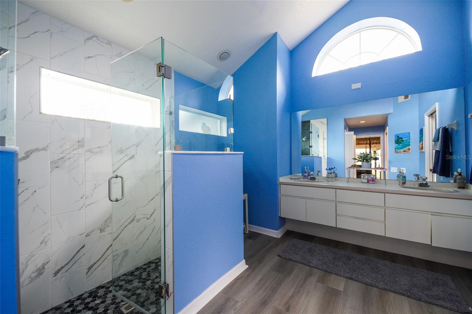 Image 17 of 32 For 7340 Flyway Drive