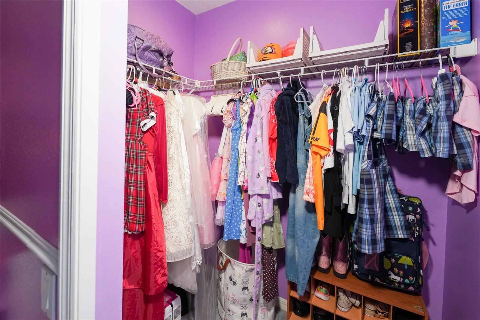 Image 27 of 32 For 7340 Flyway Drive