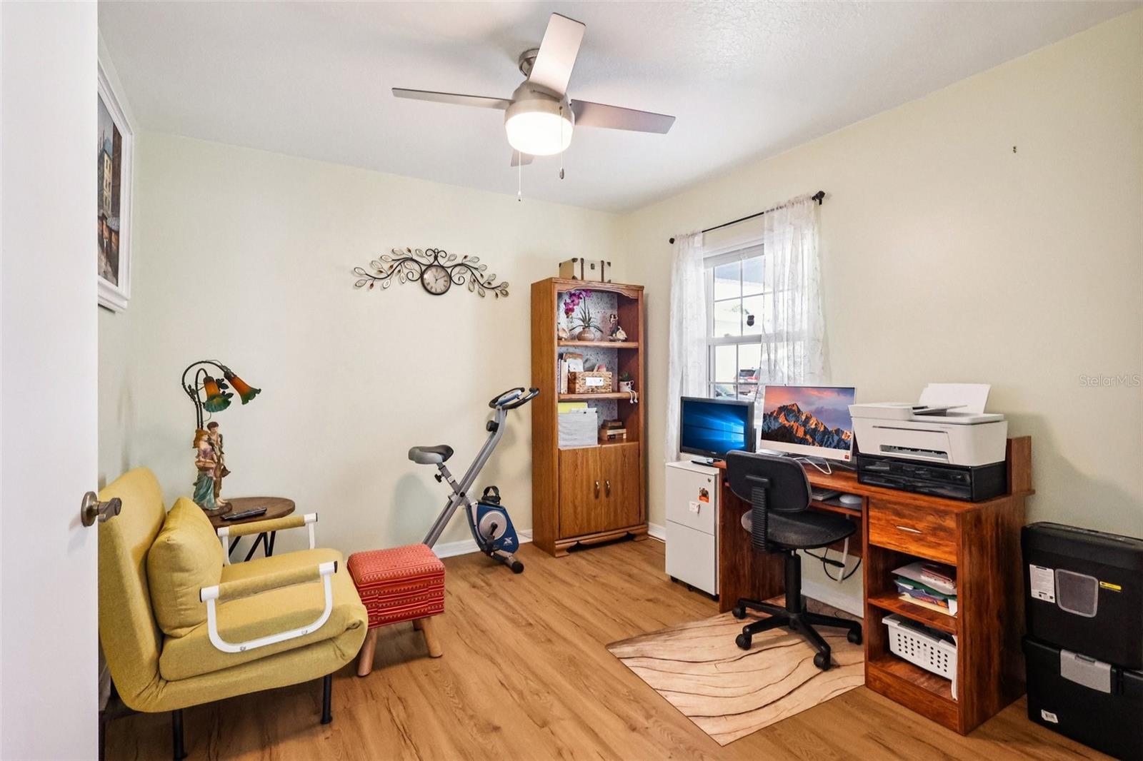 Image 19 of 29 For 1150 Goldenrod Circle Ne