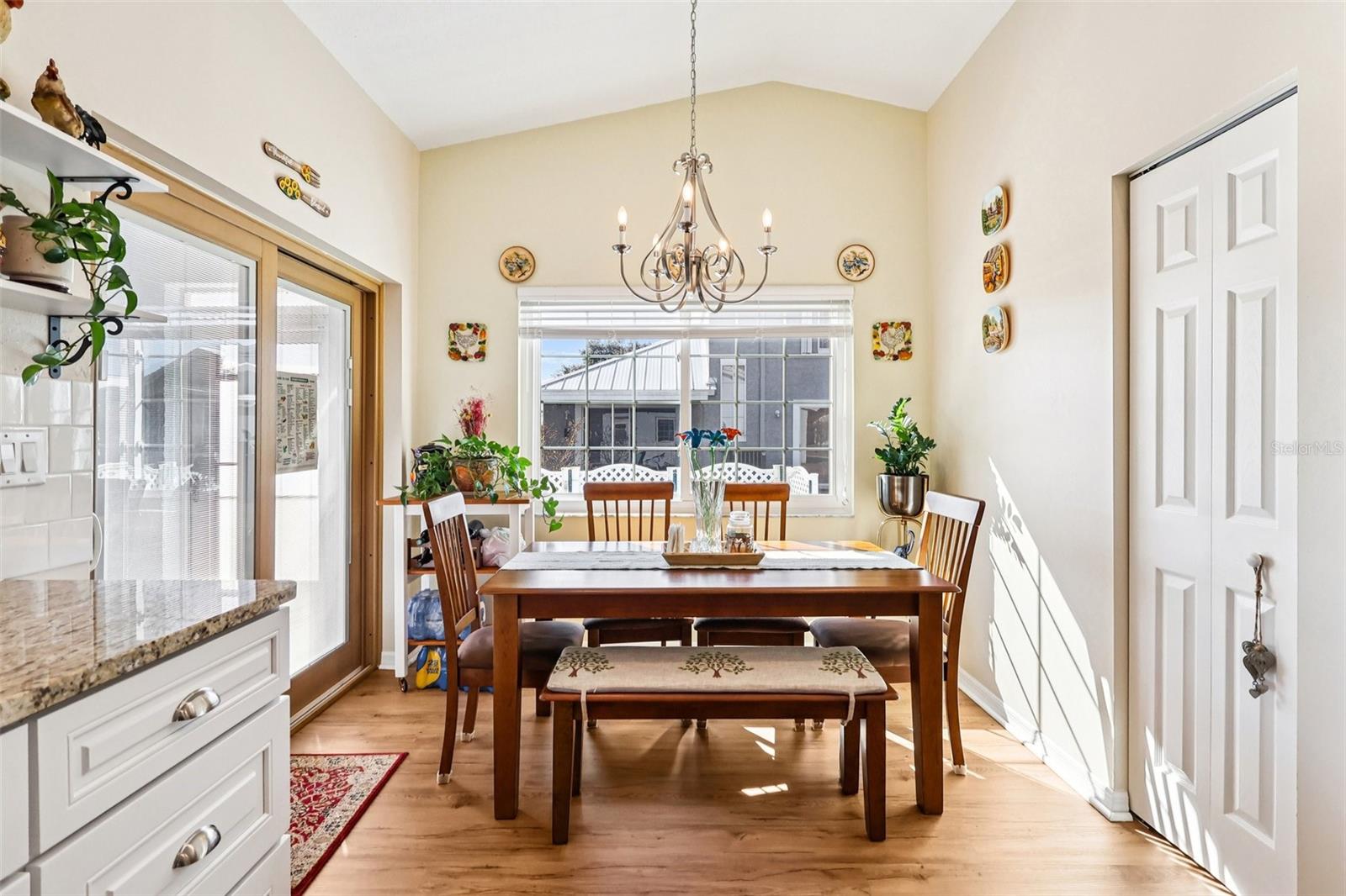 Image 4 of 29 For 1150 Goldenrod Circle Ne