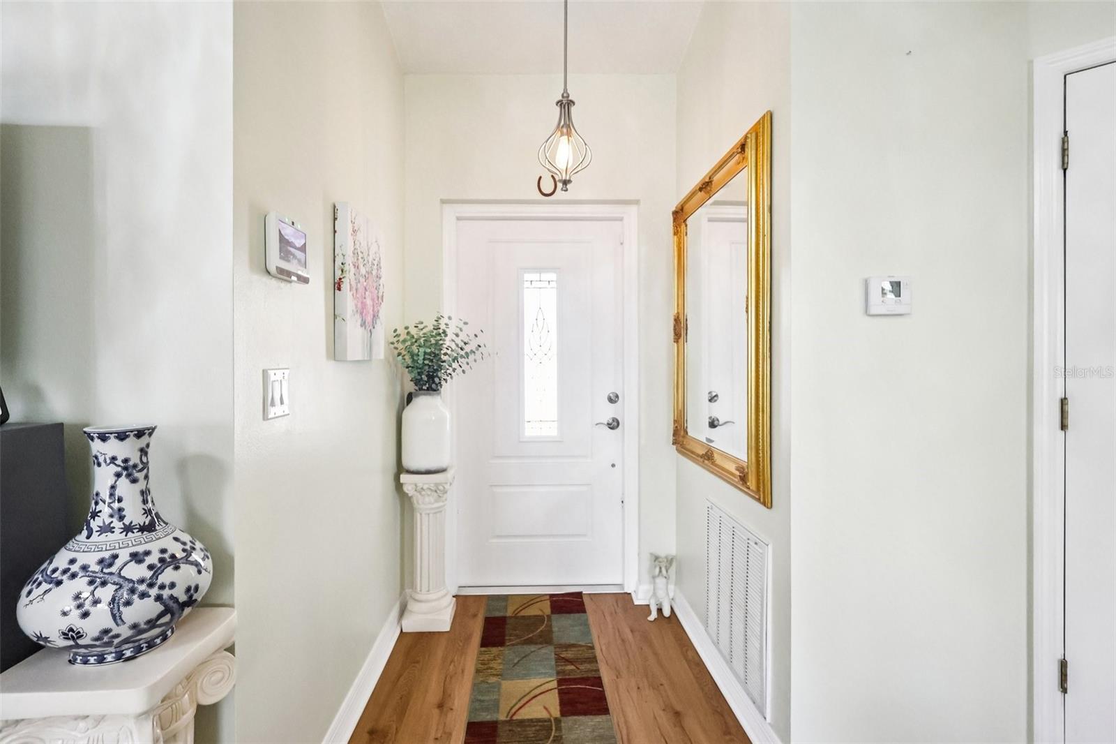 Image 8 of 29 For 1150 Goldenrod Circle Ne