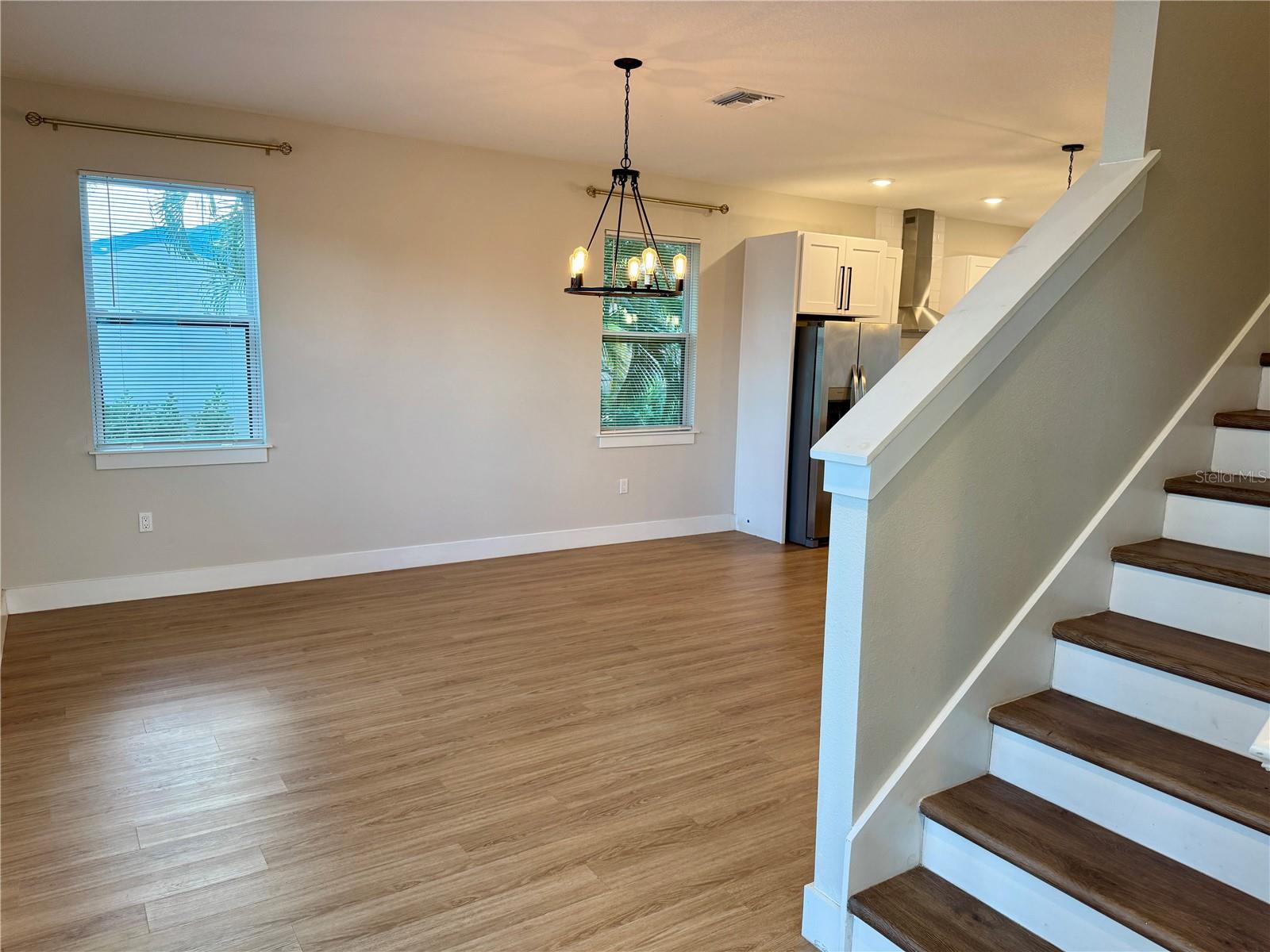 Image 3 of 15 For 1516 59th Street N