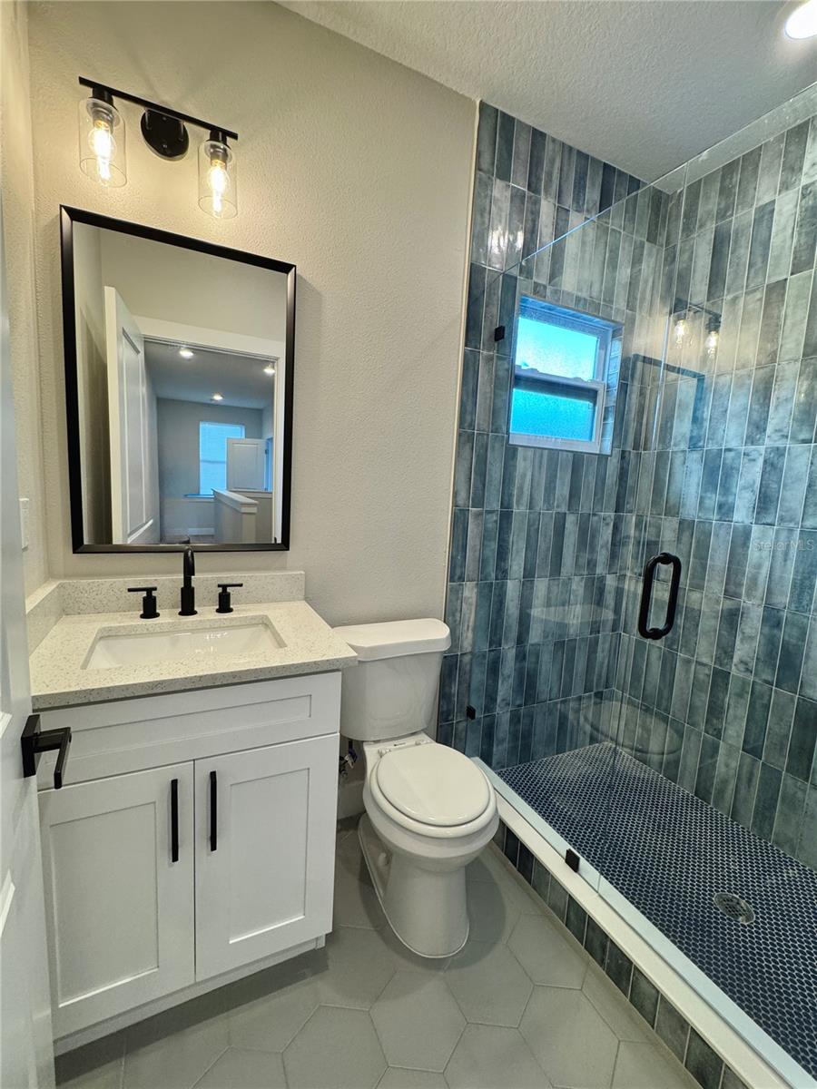 Image 9 of 15 For 1516 59th Street N