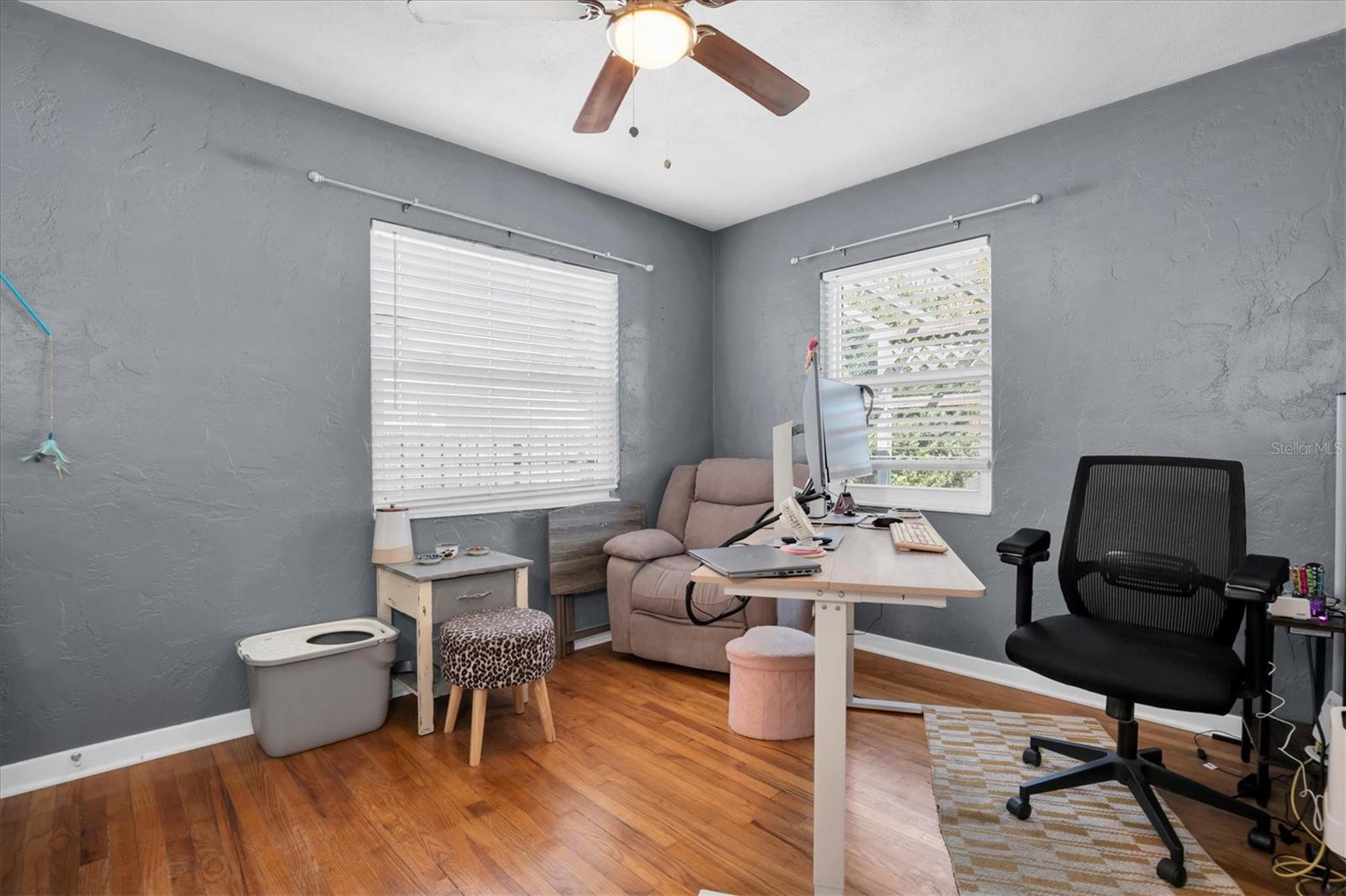 Image 15 of 30 For 4929 36th Avenue N