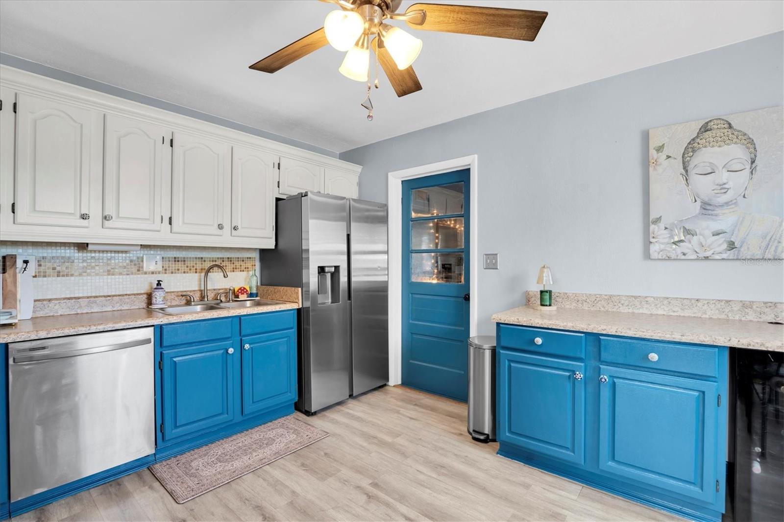 Image 8 of 30 For 4929 36th Avenue N