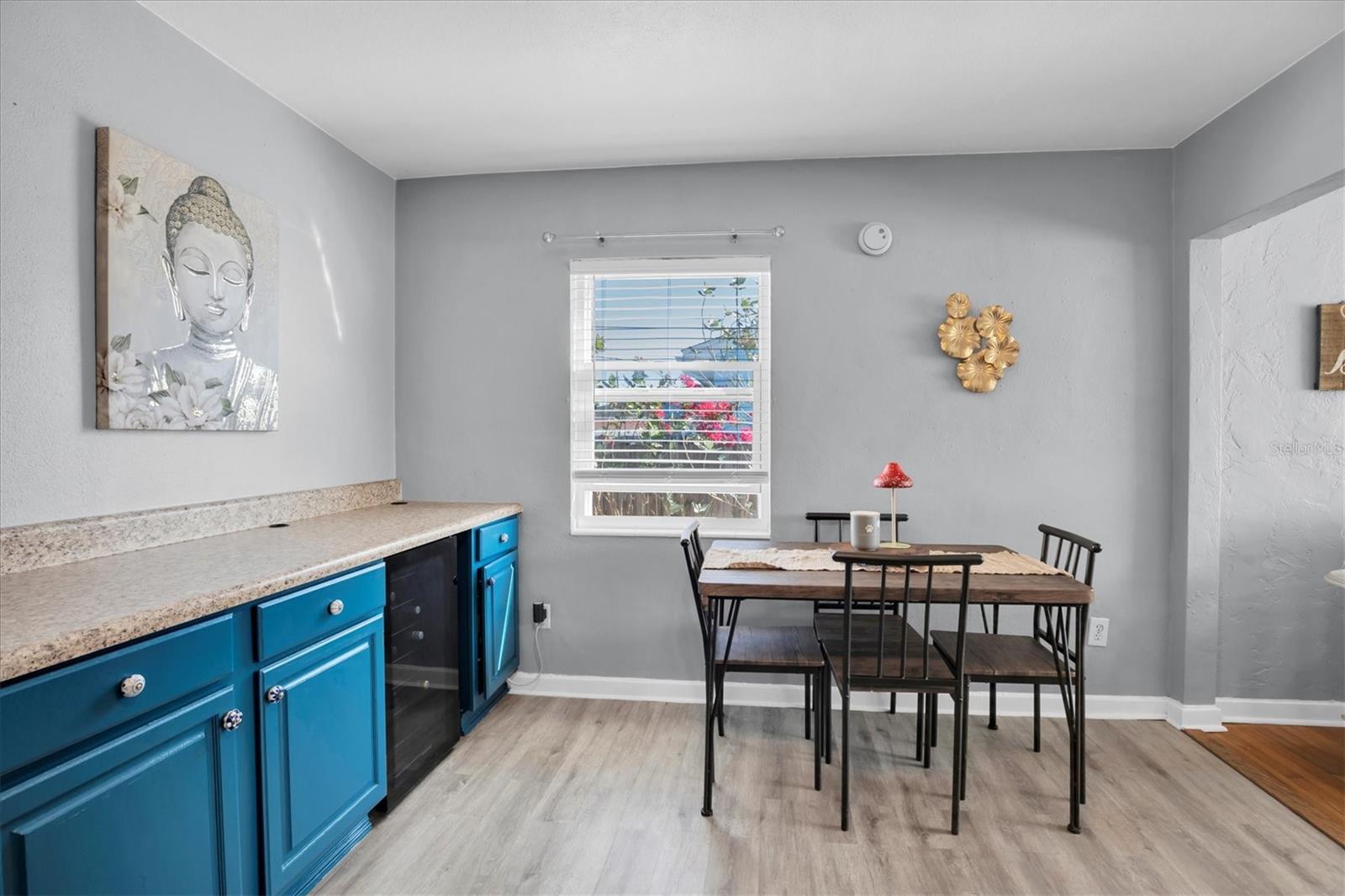 Image 9 of 30 For 4929 36th Avenue N