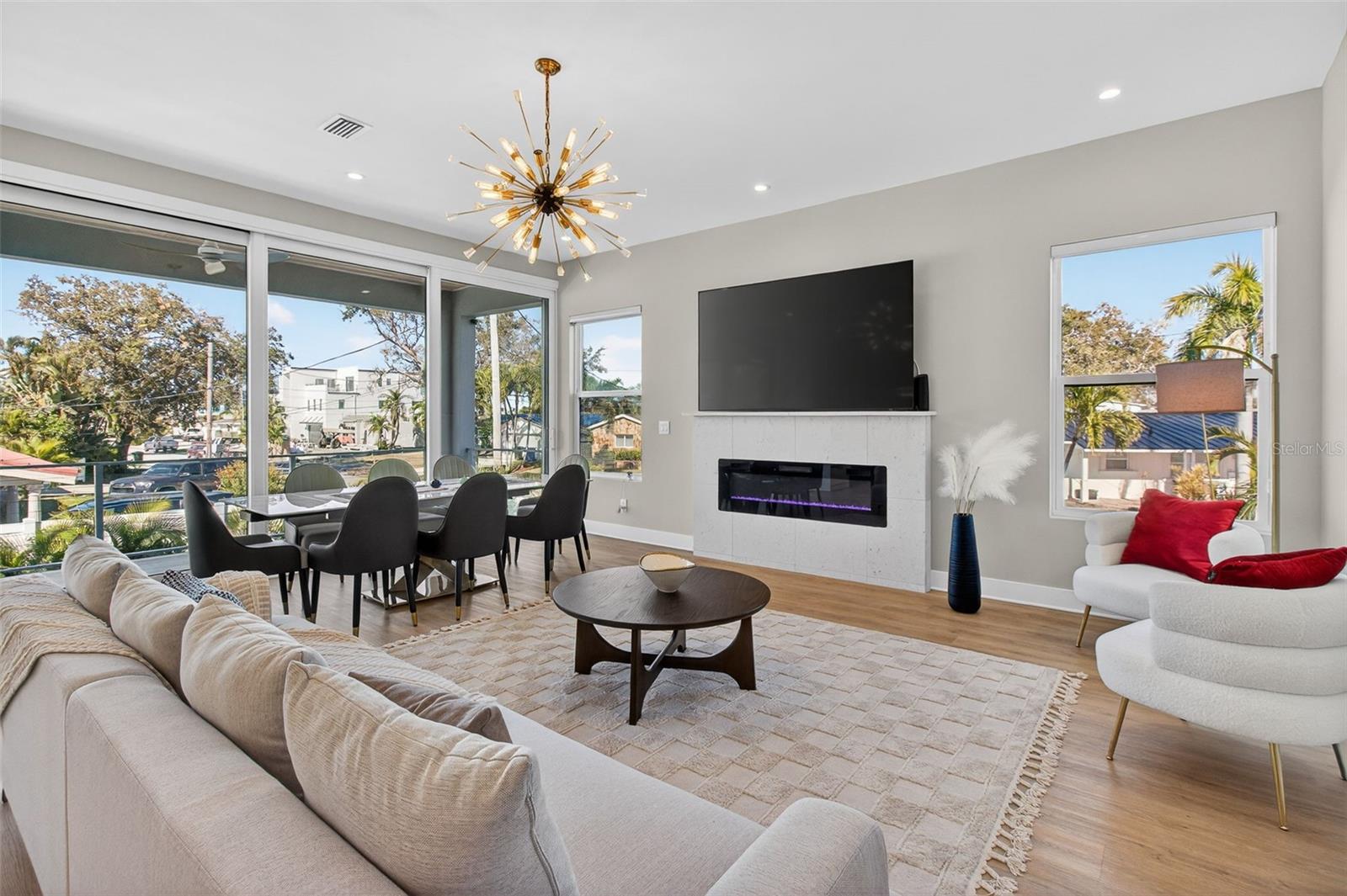 Image 12 of 59 For 301 79th Street S