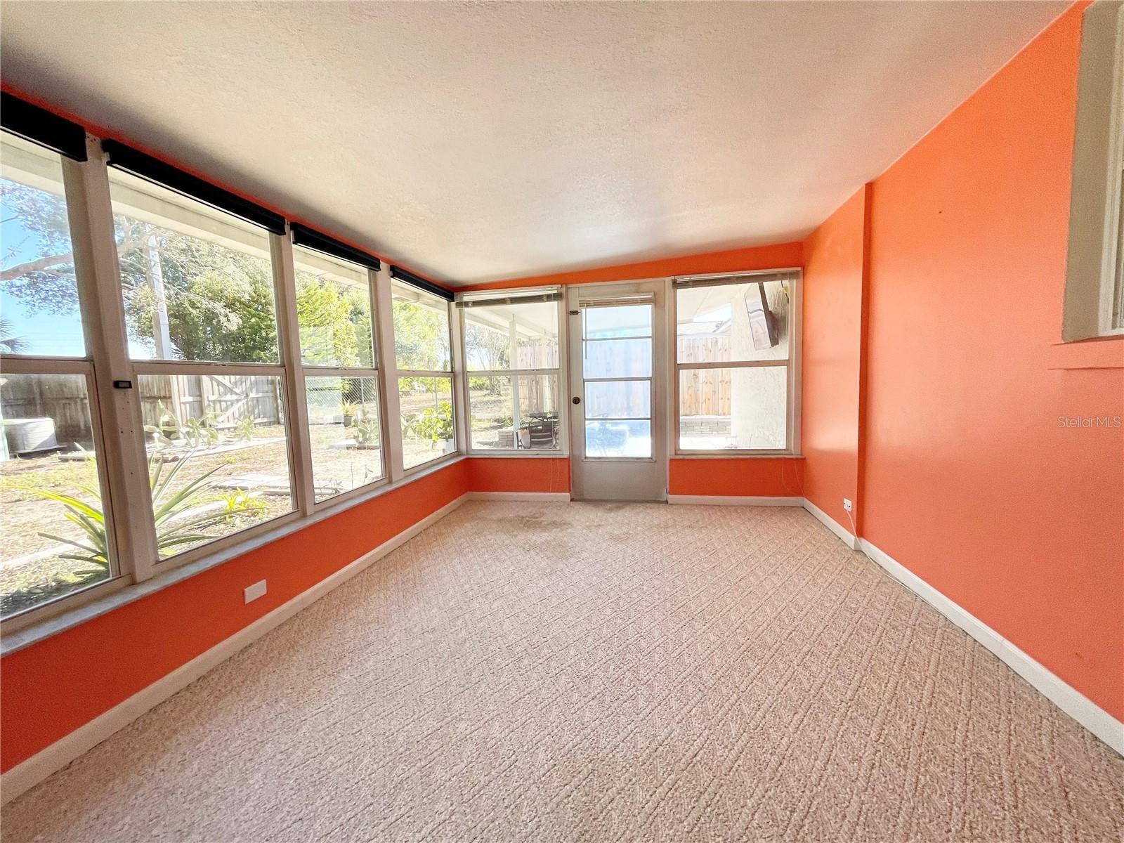 Image 11 of 28 For 10120 Willow Drive