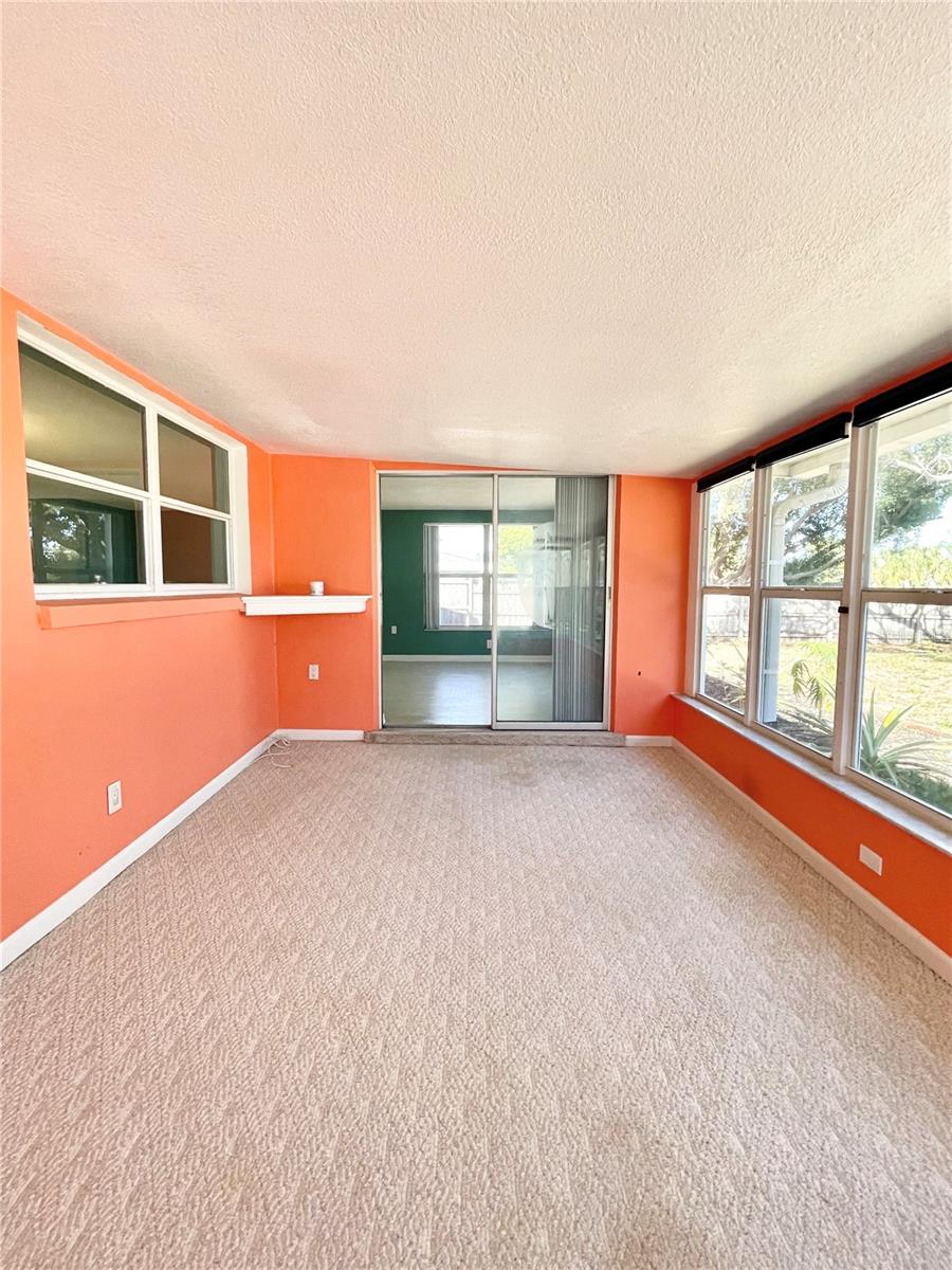 Image 12 of 28 For 10120 Willow Drive