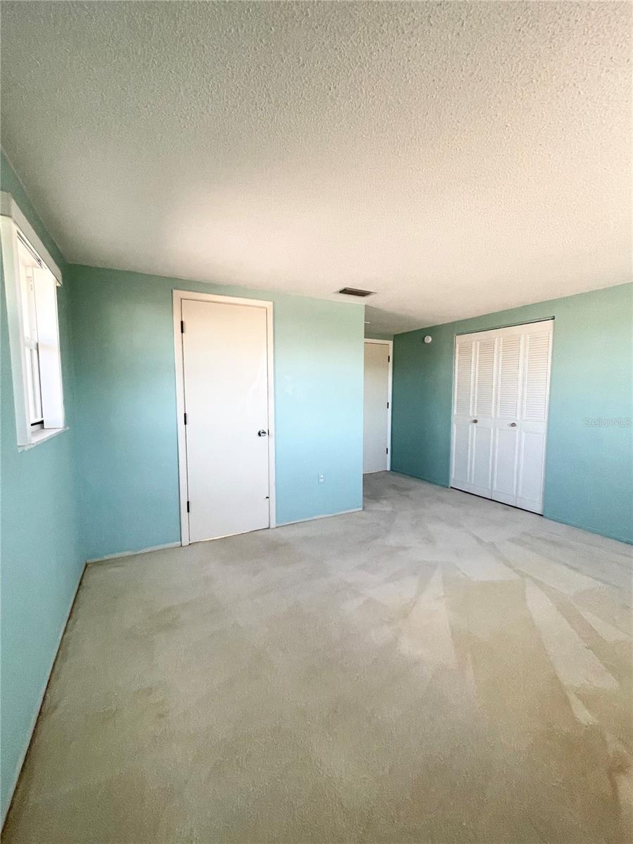 Image 15 of 28 For 10120 Willow Drive