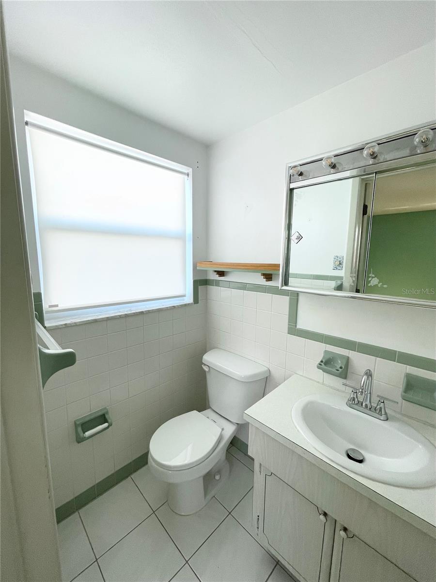 Image 17 of 28 For 10120 Willow Drive