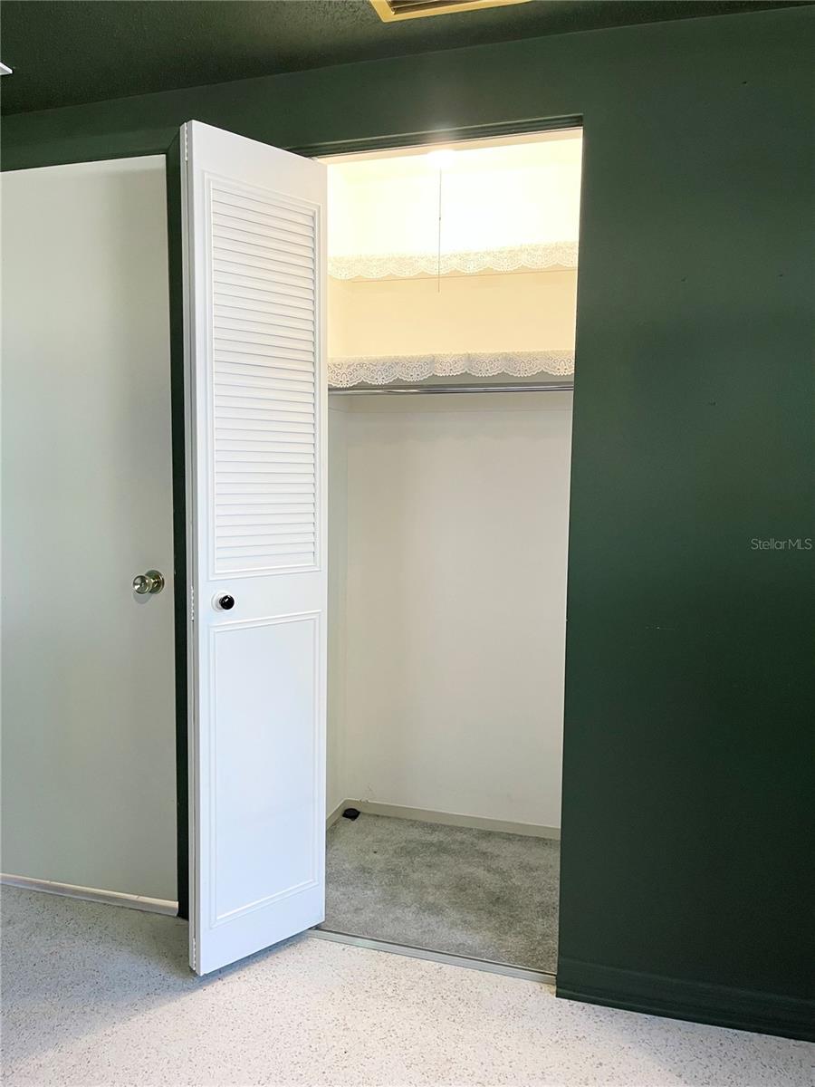 Image 21 of 28 For 10120 Willow Drive