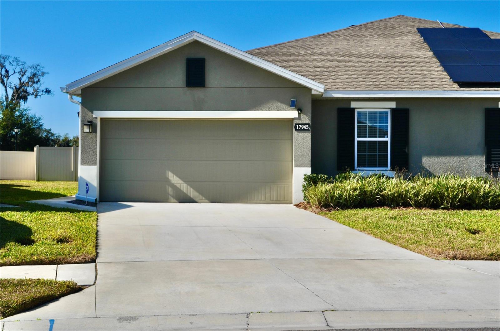 Image 25 of 27 For 17945 Turning Leaf Circle