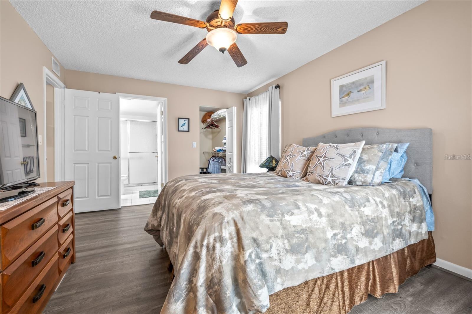 Image 11 of 35 For 1871 Pine Ridge Way W H3