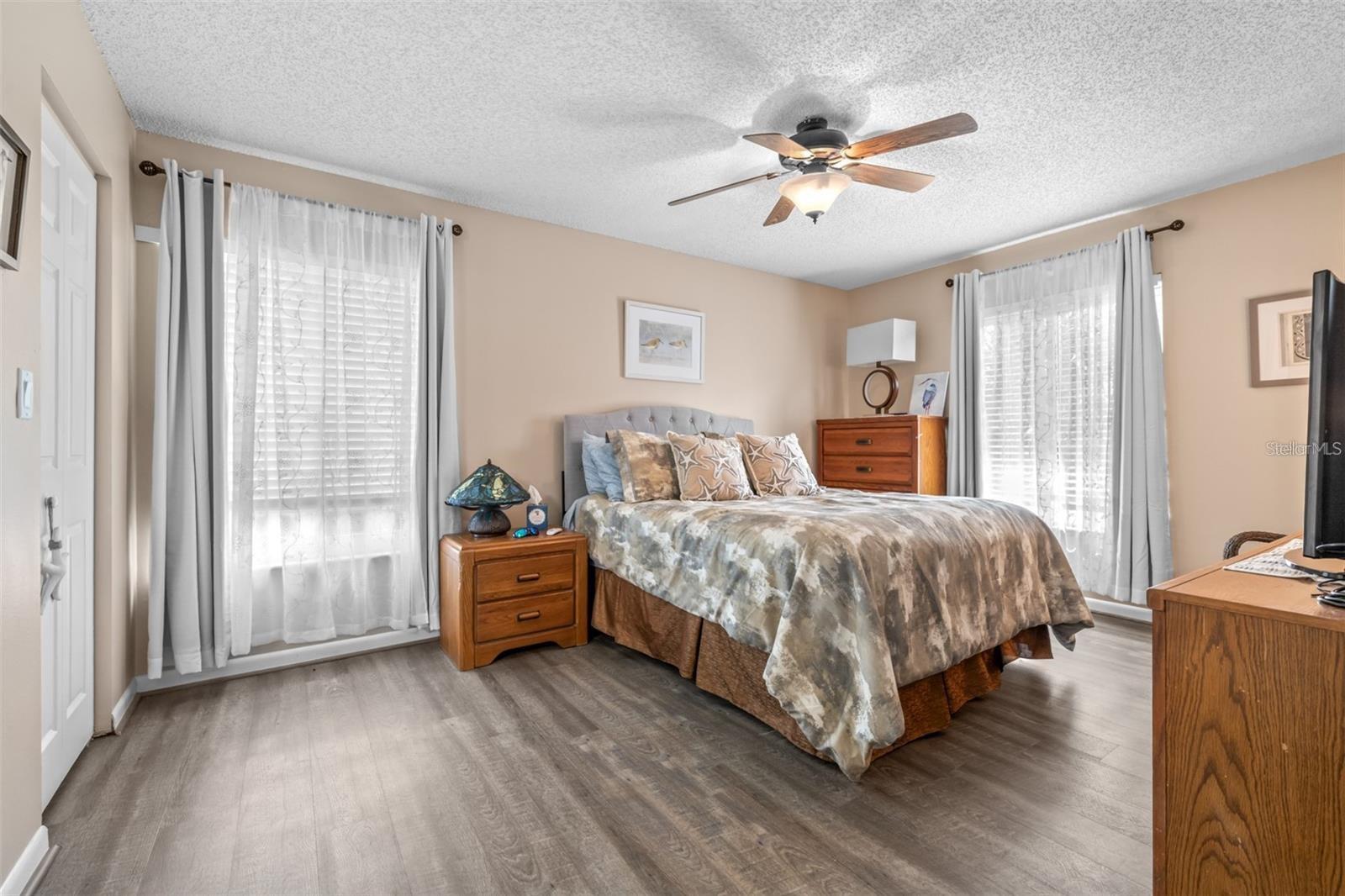 Image 14 of 35 For 1871 Pine Ridge Way W H3