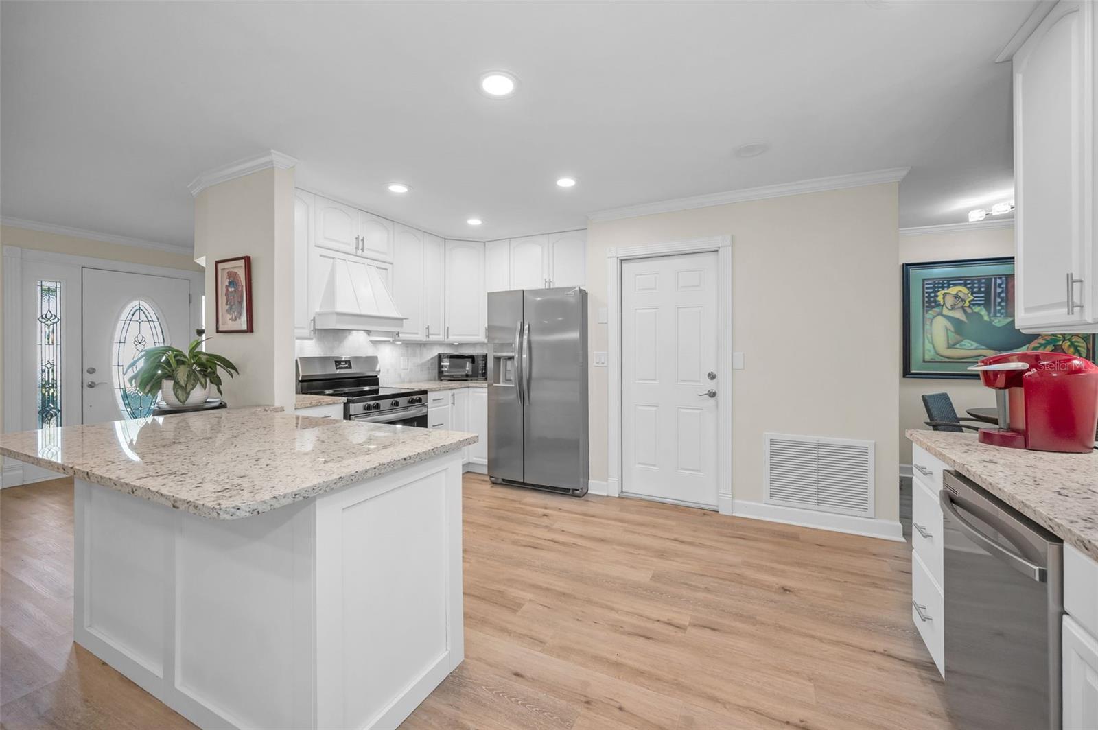 Image 12 of 42 For 1137 Lanyard Street