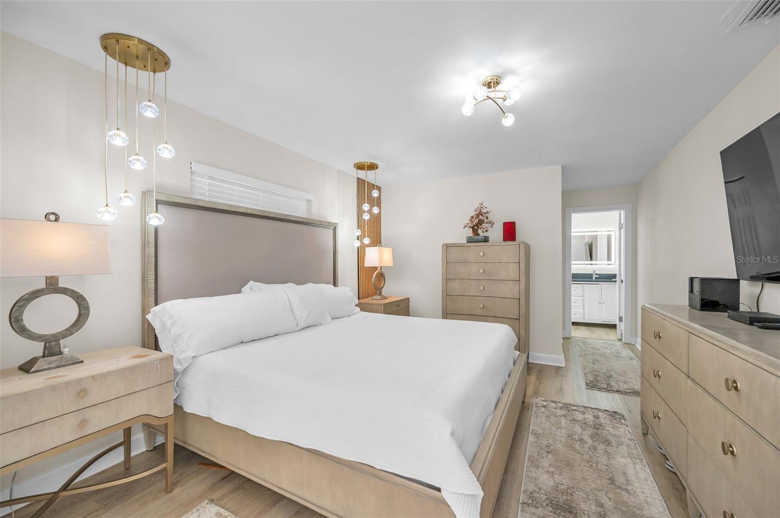 Image 18 of 42 For 1137 Lanyard Street