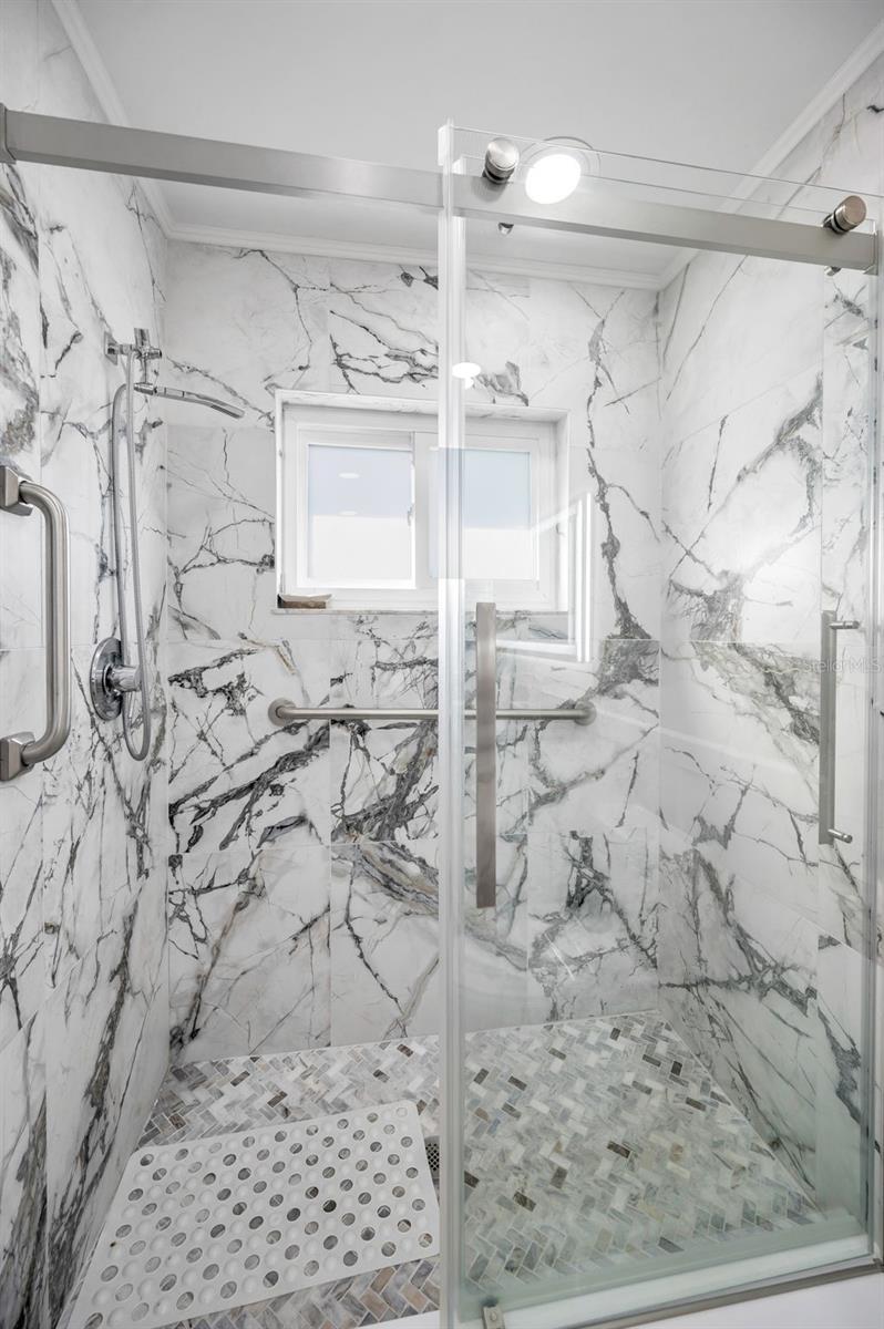 Image 21 of 42 For 1137 Lanyard Street