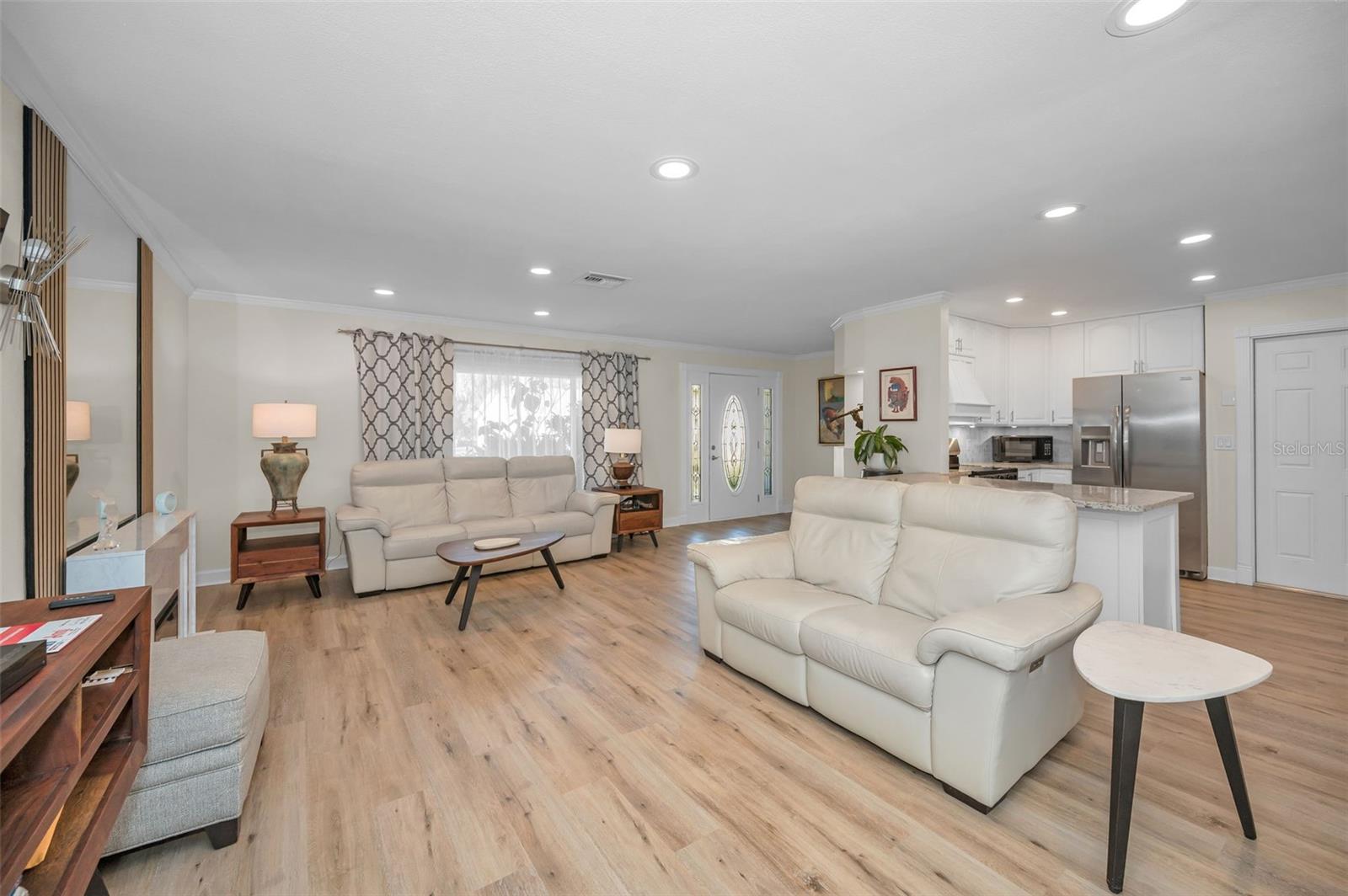 Image 5 of 42 For 1137 Lanyard Street