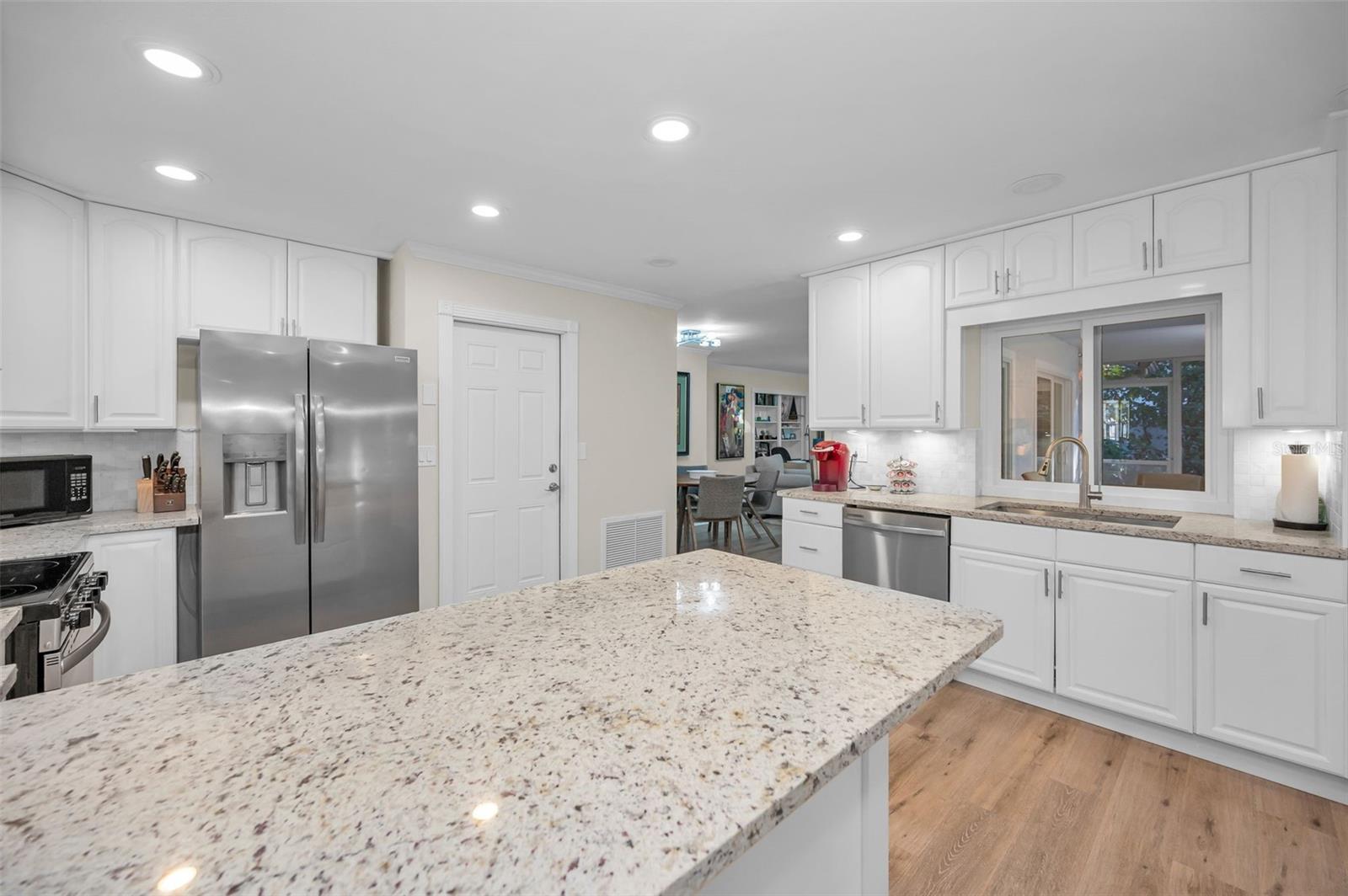 Image 9 of 42 For 1137 Lanyard Street