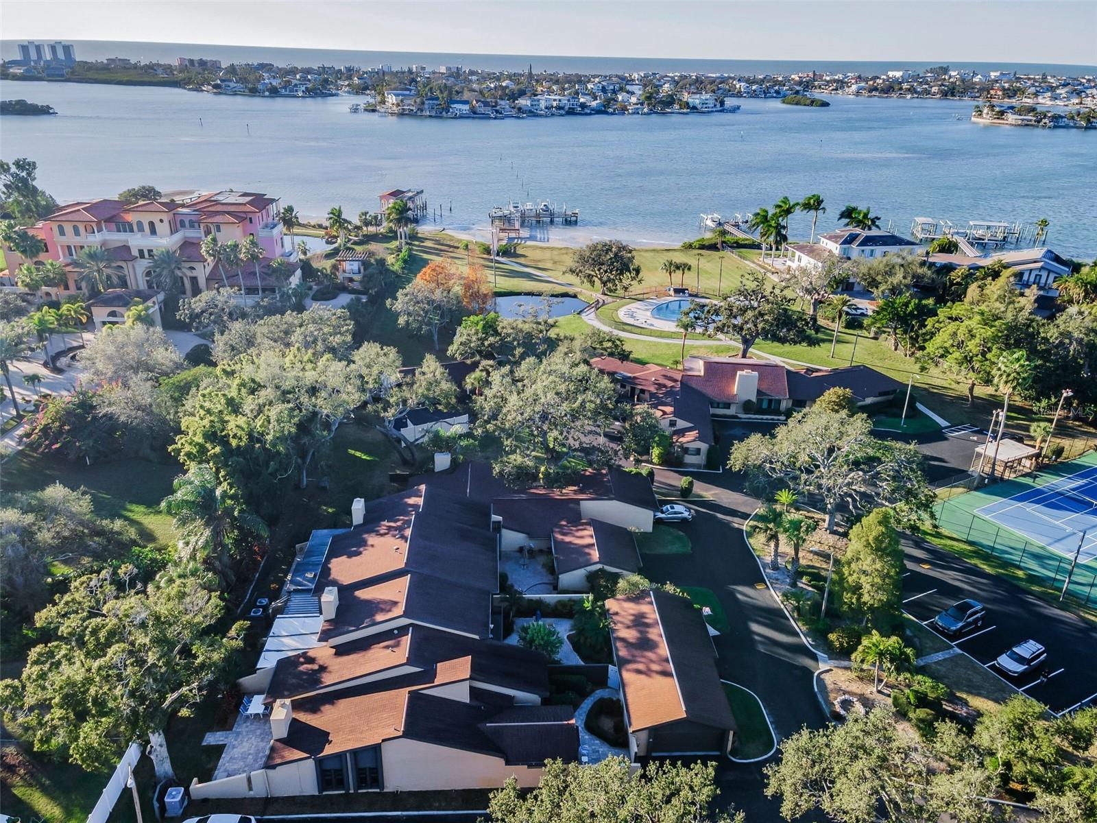 Image 2 of 100 For 13300 Indian Rocks Road 101