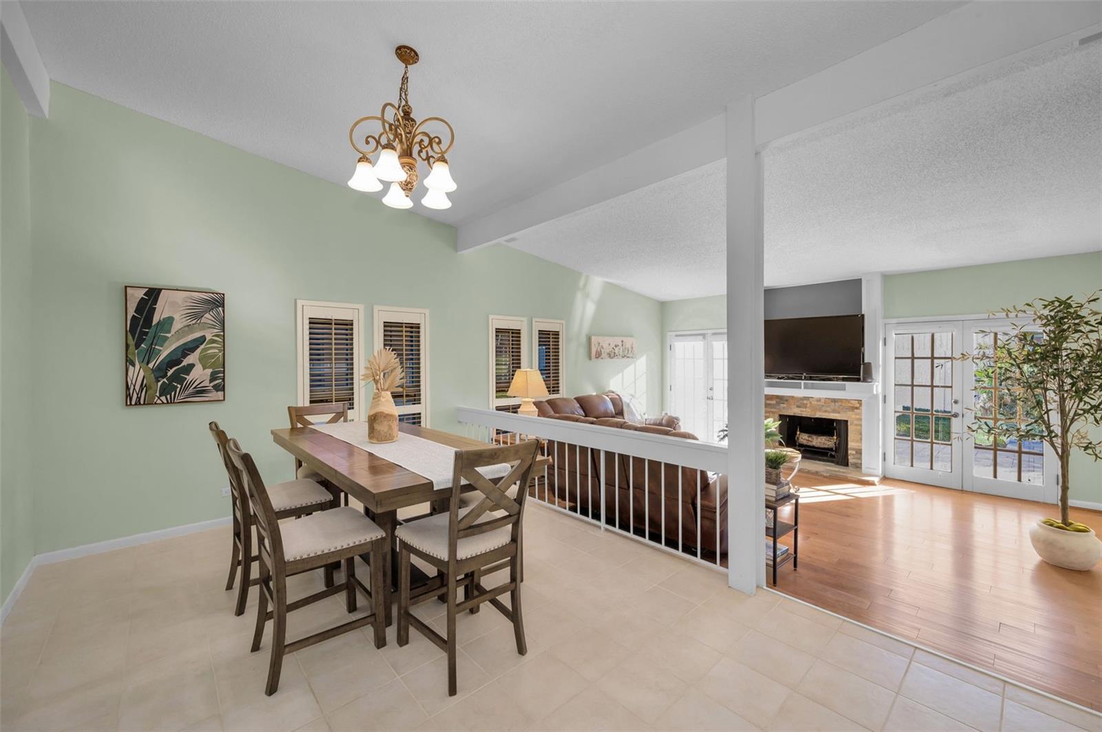 Image 23 of 100 For 13300 Indian Rocks Road 101