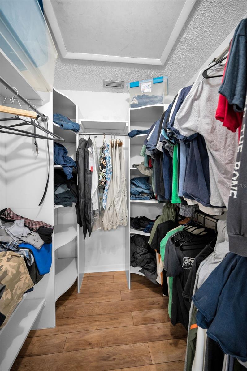 Image 43 of 100 For 13300 Indian Rocks Road 101