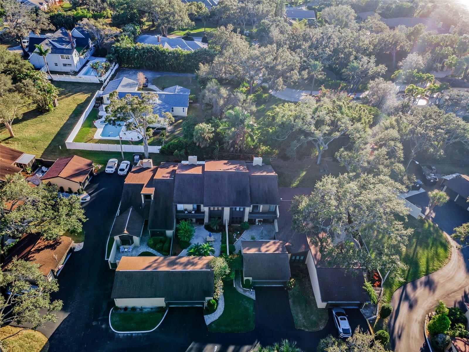 Image 49 of 100 For 13300 Indian Rocks Road 101