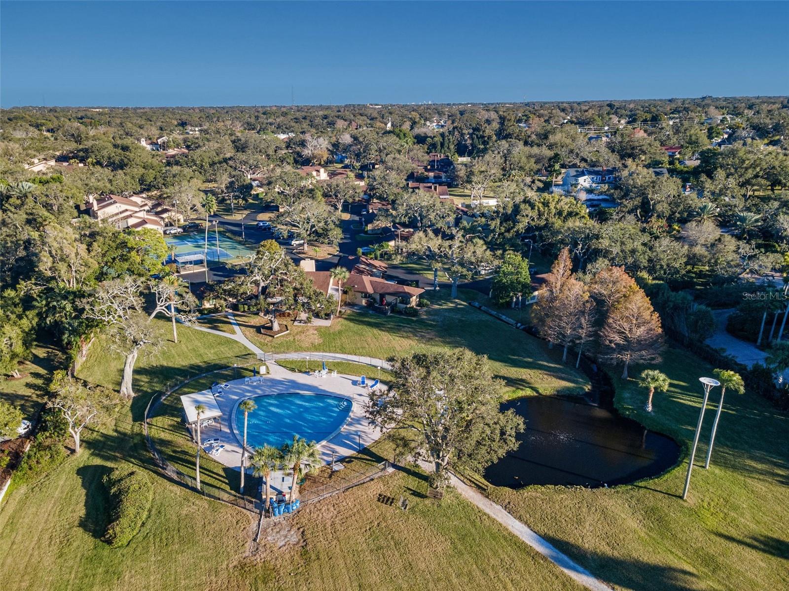 Image 82 of 100 For 13300 Indian Rocks Road 101