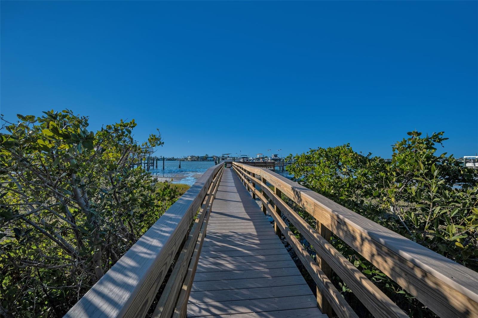 Image 86 of 100 For 13300 Indian Rocks Road 101