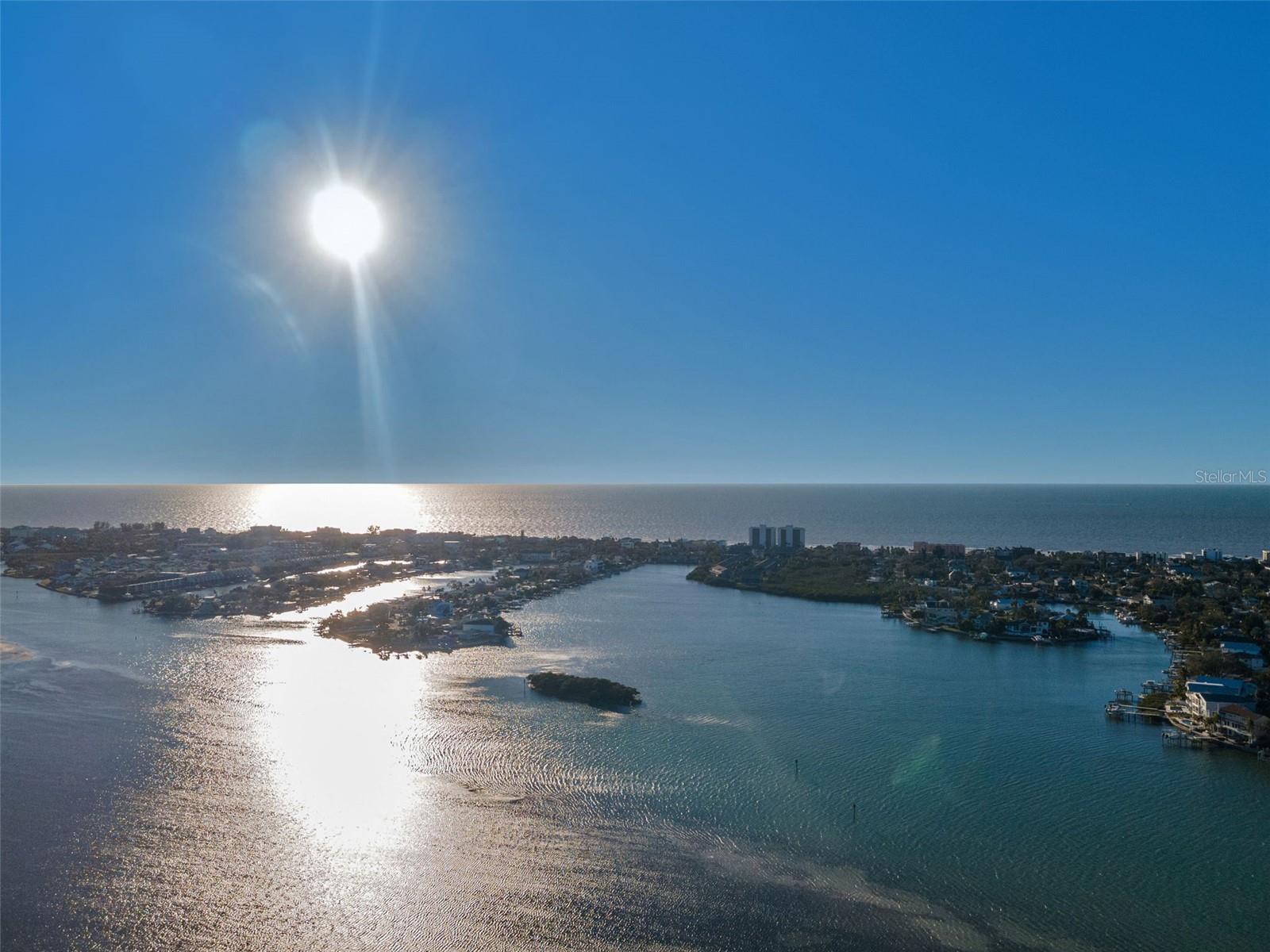 Image 89 of 100 For 13300 Indian Rocks Road 101