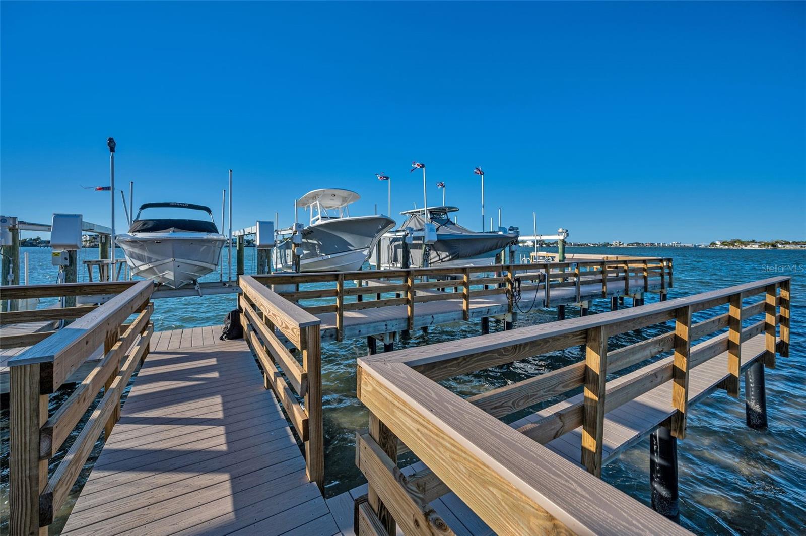 Image 96 of 100 For 13300 Indian Rocks Road 101