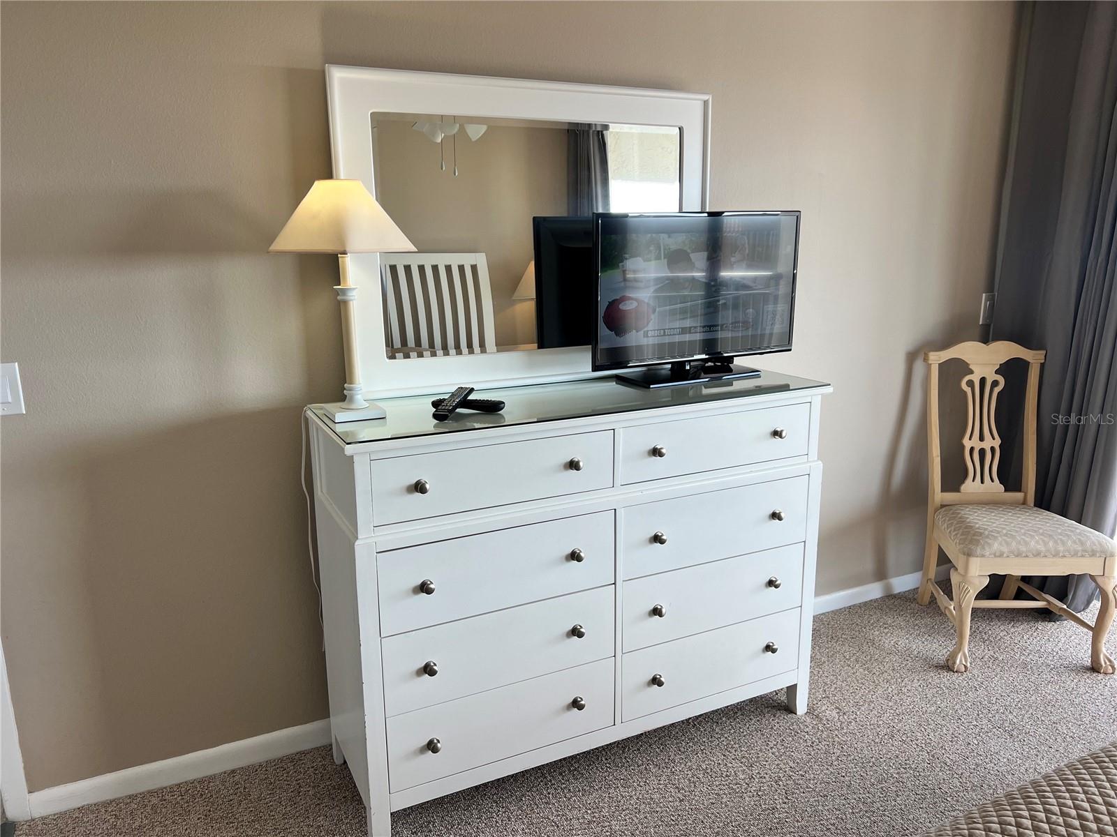 Image 9 of 33 For 1001 Point Of Rocks Road 608