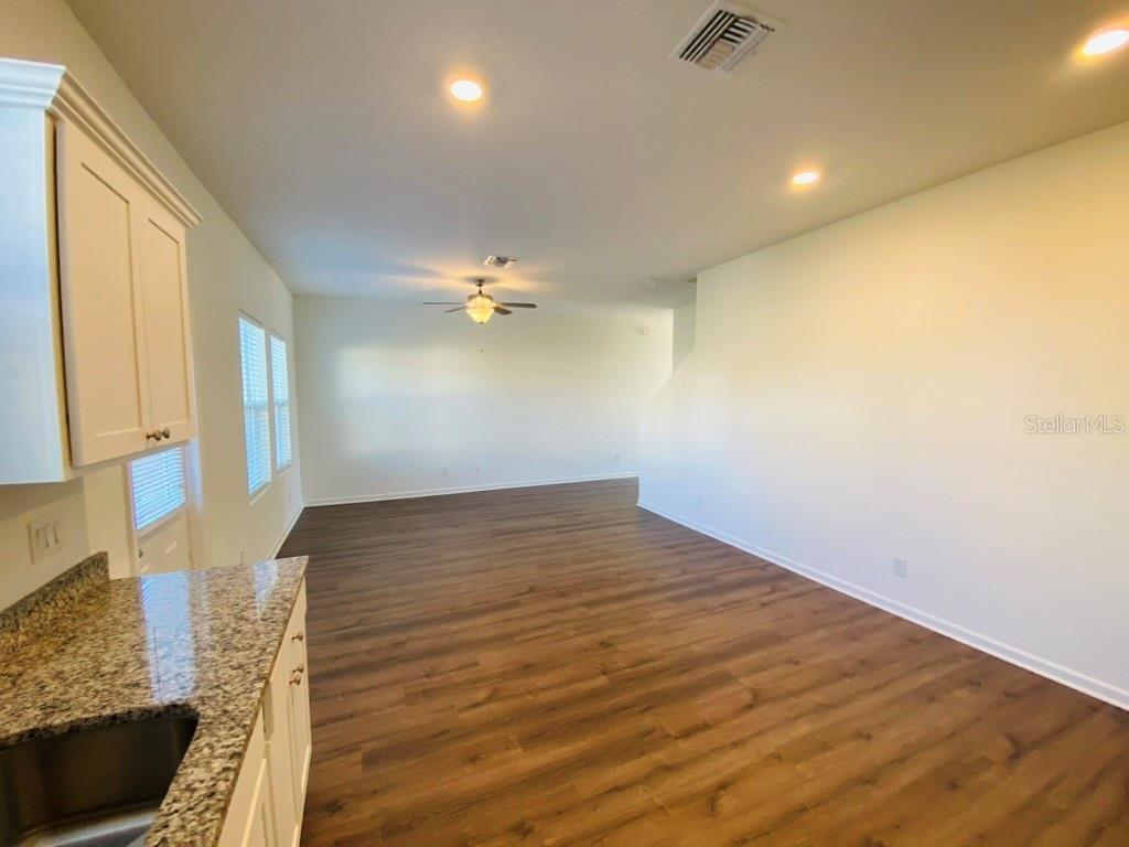 Image 25 of 29 For 35409 White Water Lily Way