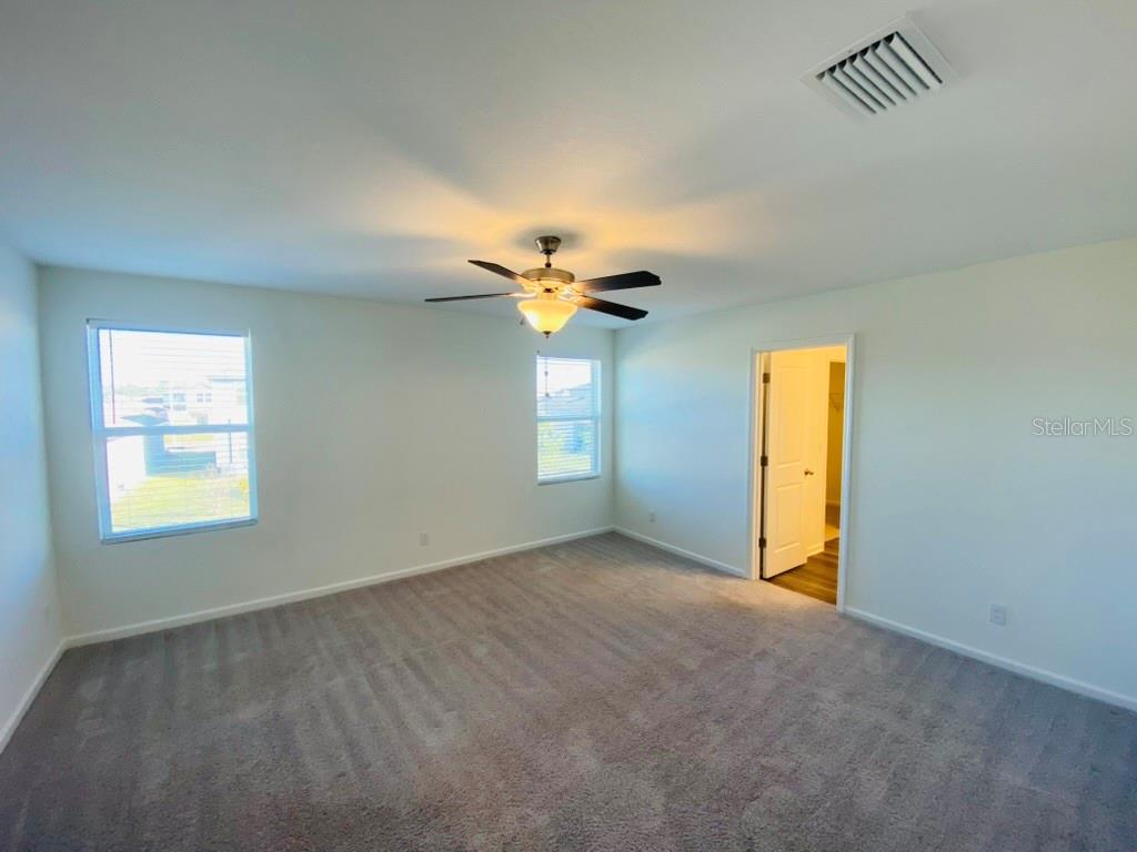 Image 27 of 29 For 35409 White Water Lily Way