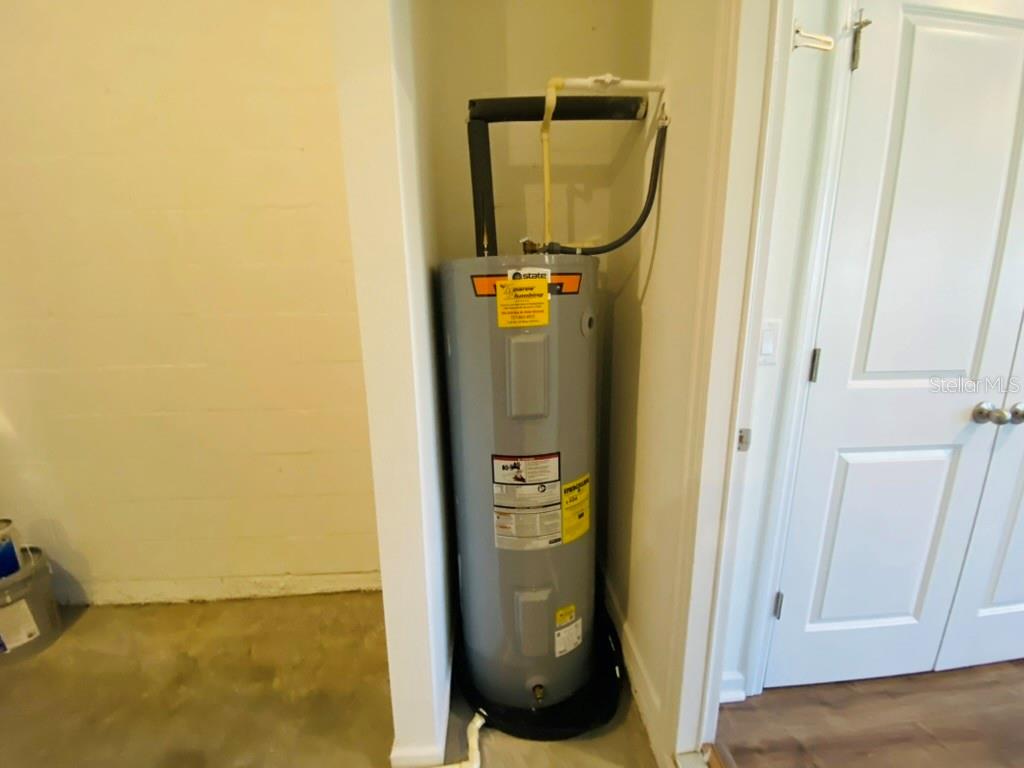 Image 28 of 29 For 35409 White Water Lily Way