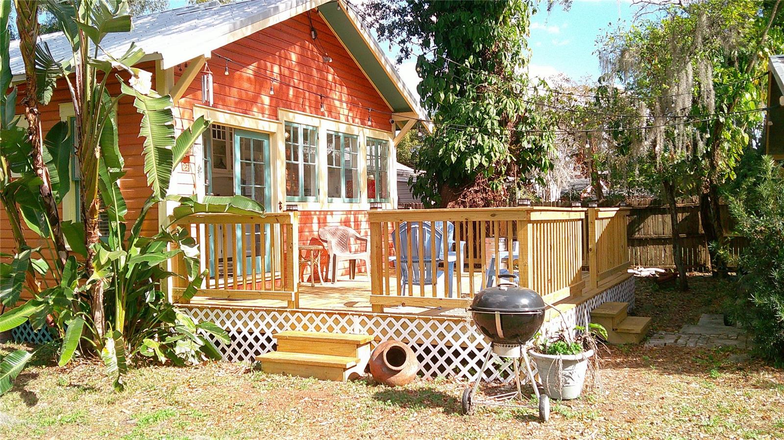 Image 3 of 34 For 303 Plymouth Street