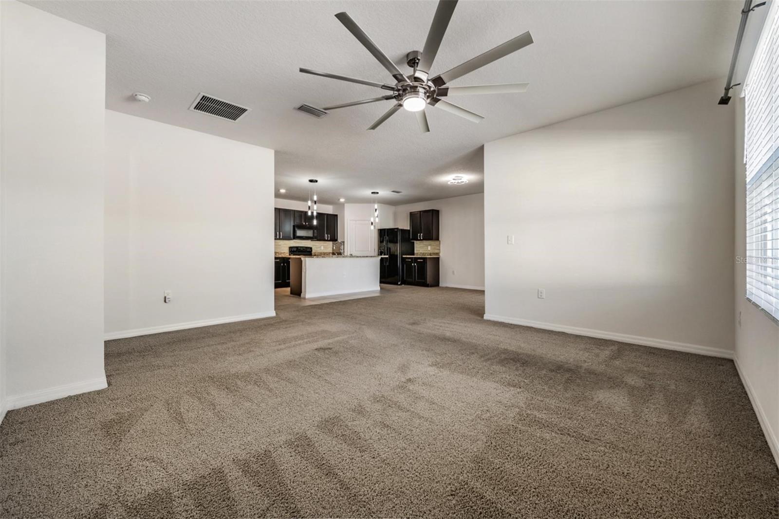 Image 20 of 39 For 10210 Golden Light Court